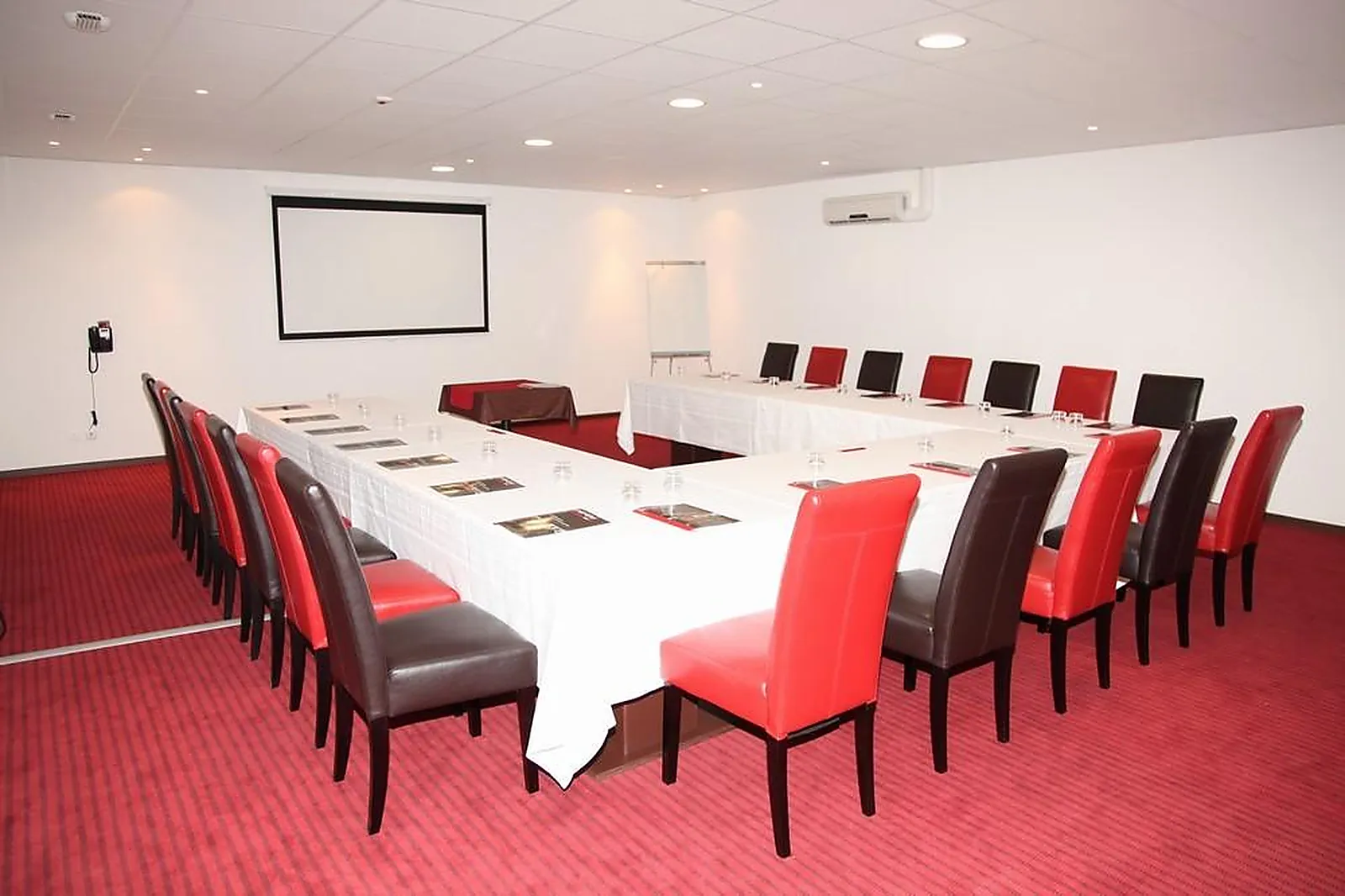 Lieux événementiels, ZENIA HÔTEL ET SPA