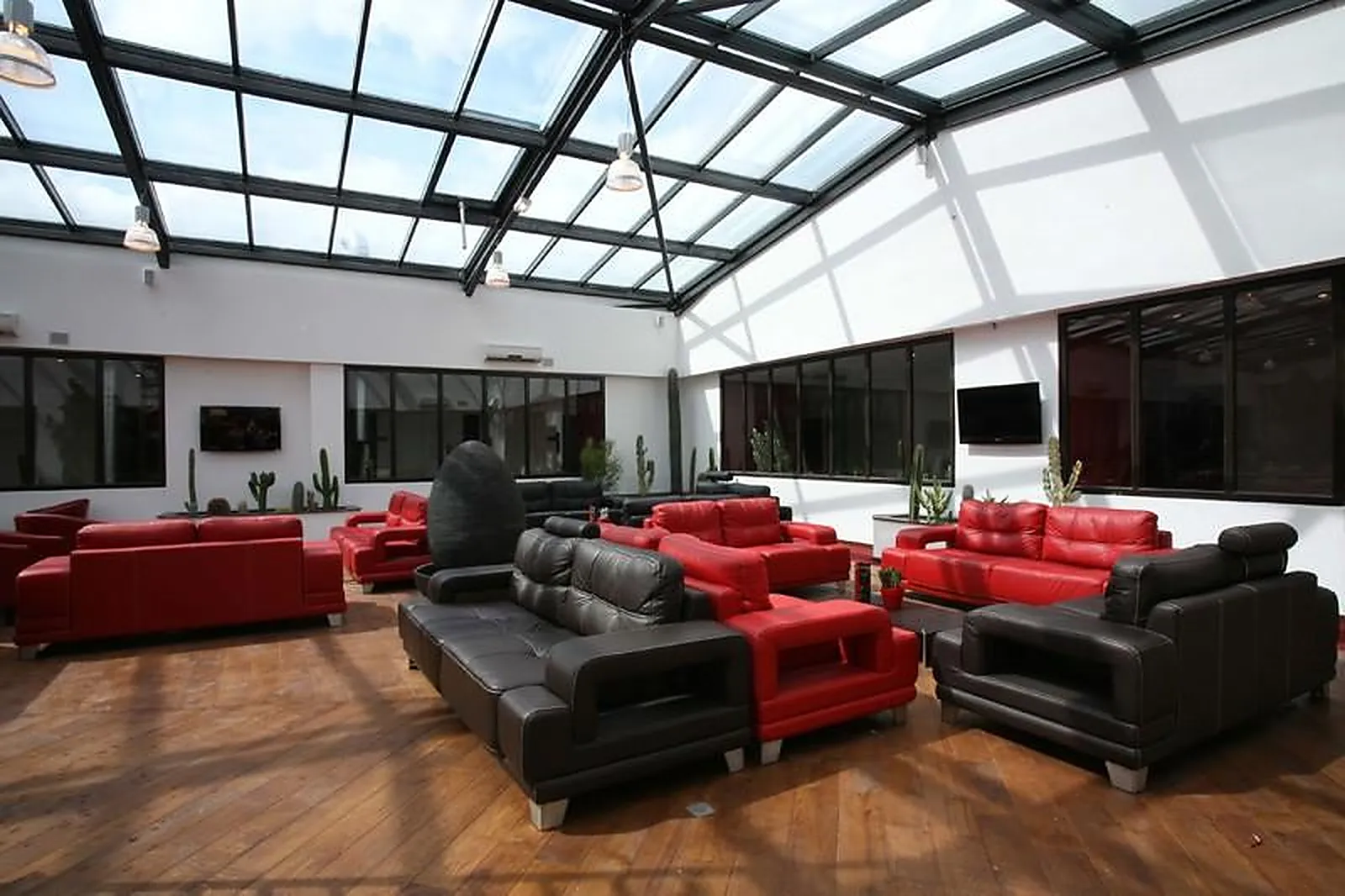 Lieux événementiels, ZENIA HÔTEL ET SPA