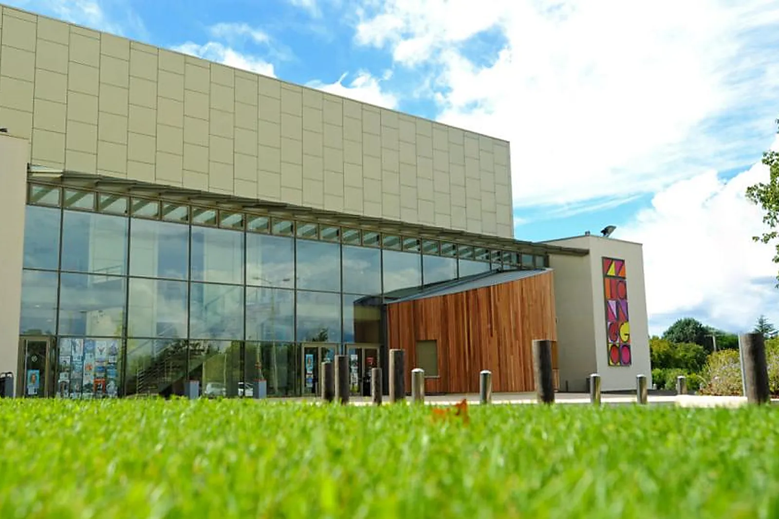 Lieux événementiels, ZINGA ZANGA