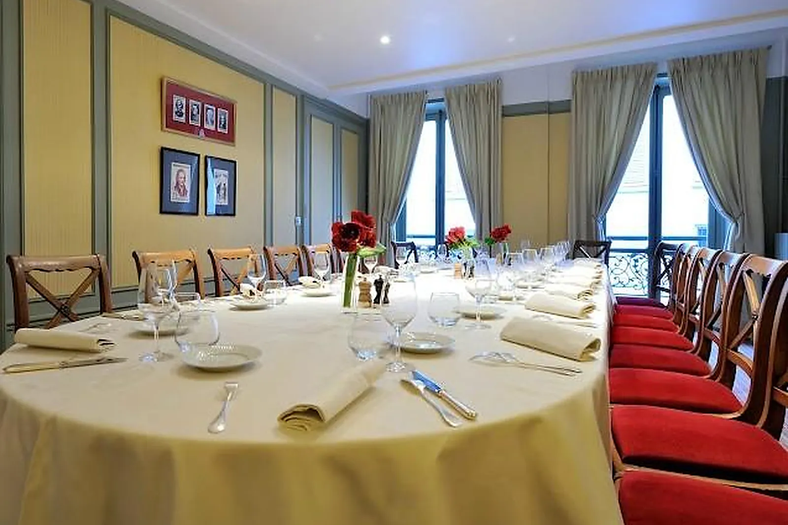 Lieux événementiels, L’HÔTEL DE POULPRY, MAISON DES POLYTECHNICIENS