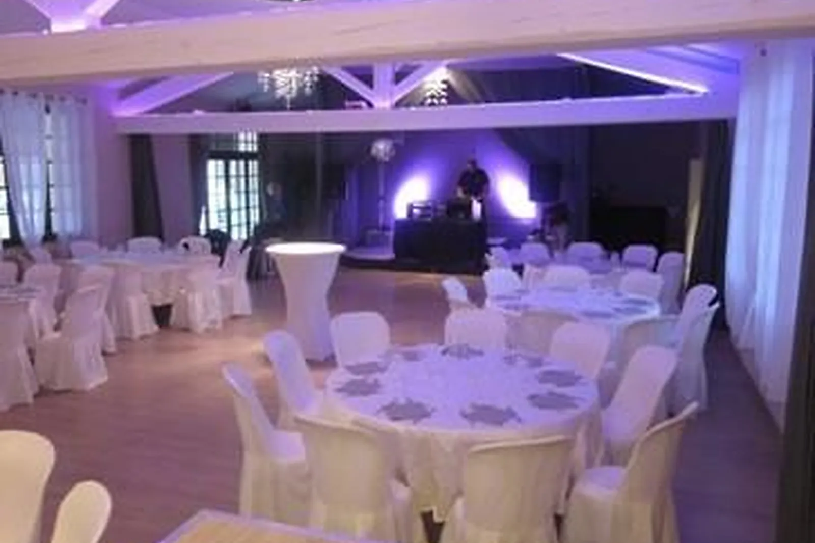 Lieux événementiels, LE RELAIS DES CHÊNES