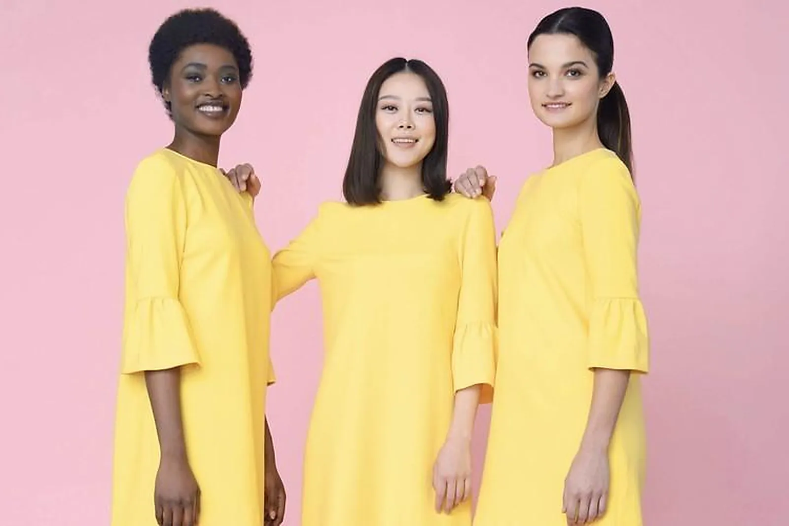 Hôtes et hôtesses d'accueil, EXELLE PARIS