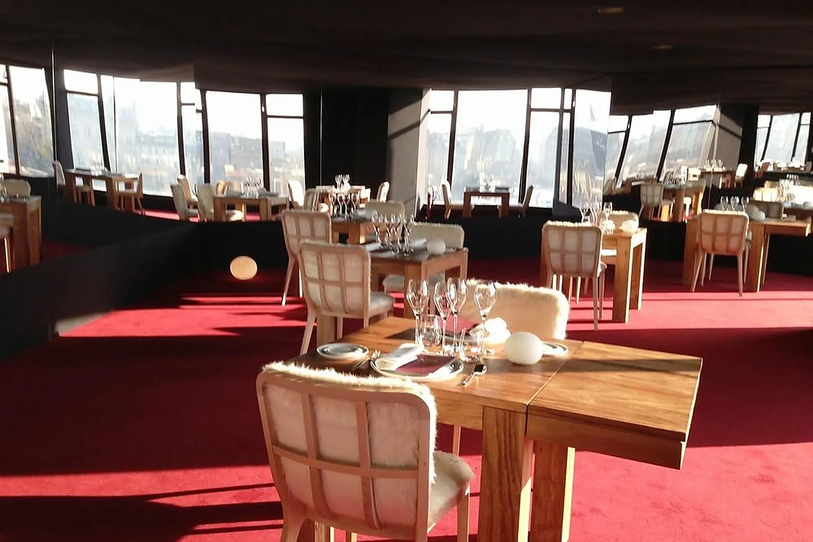 Hôtes et hôtesses d'accueil, AGENCE MARIANNE