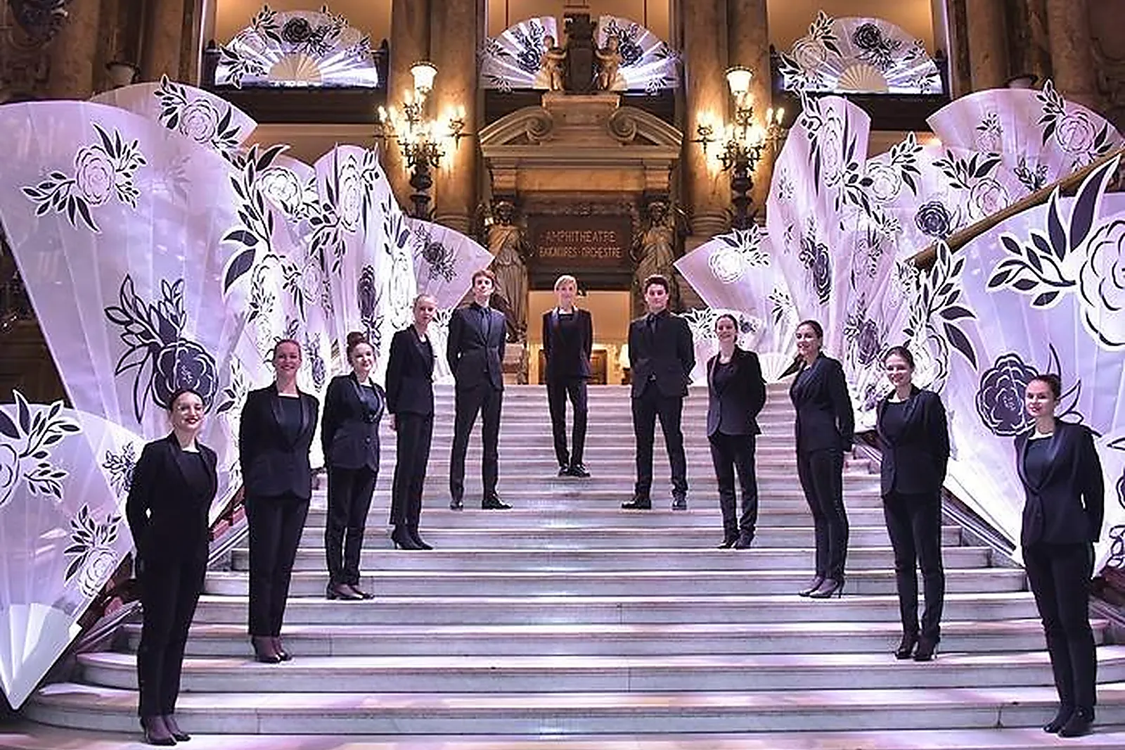 Hôtes et hôtesses d'accueil, AGENCE TRINITY