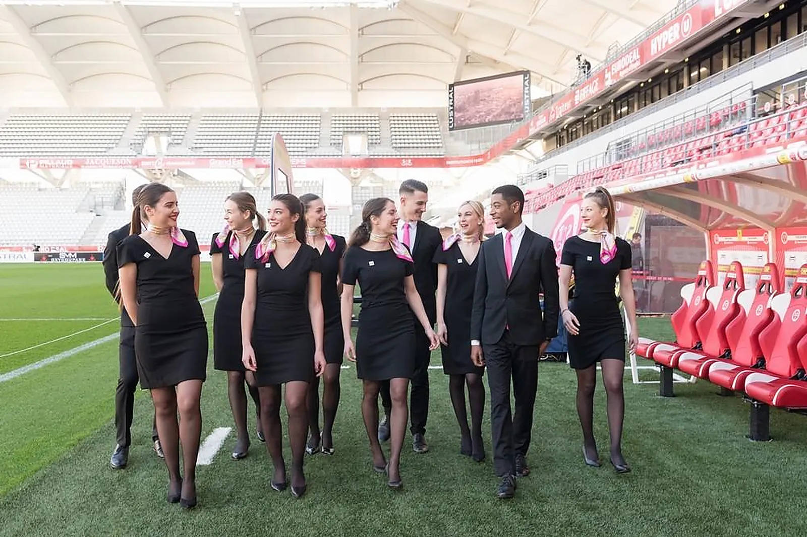 Hôtes et hôtesses d'accueil, CLASS’AFFAIR