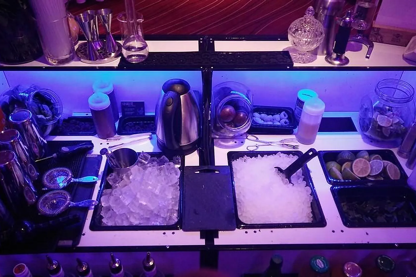 Animations événementielles, SHAKE IT BARTENDING