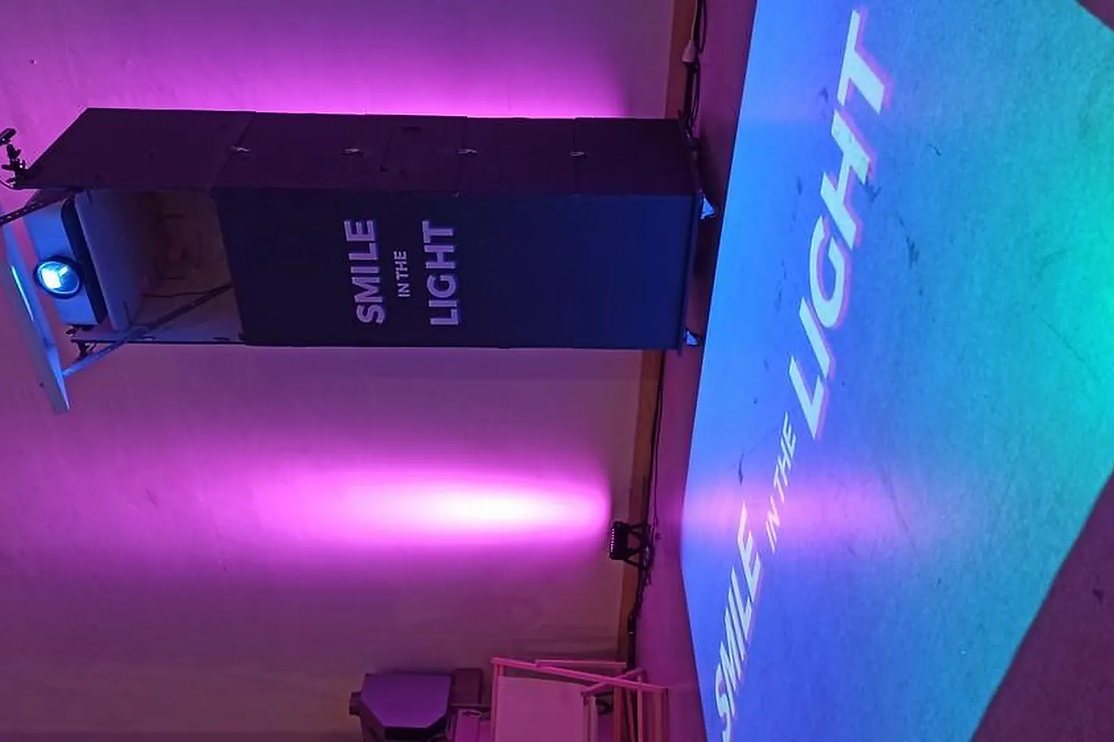 Animations événementielles, SMILE IN THE LIGHT