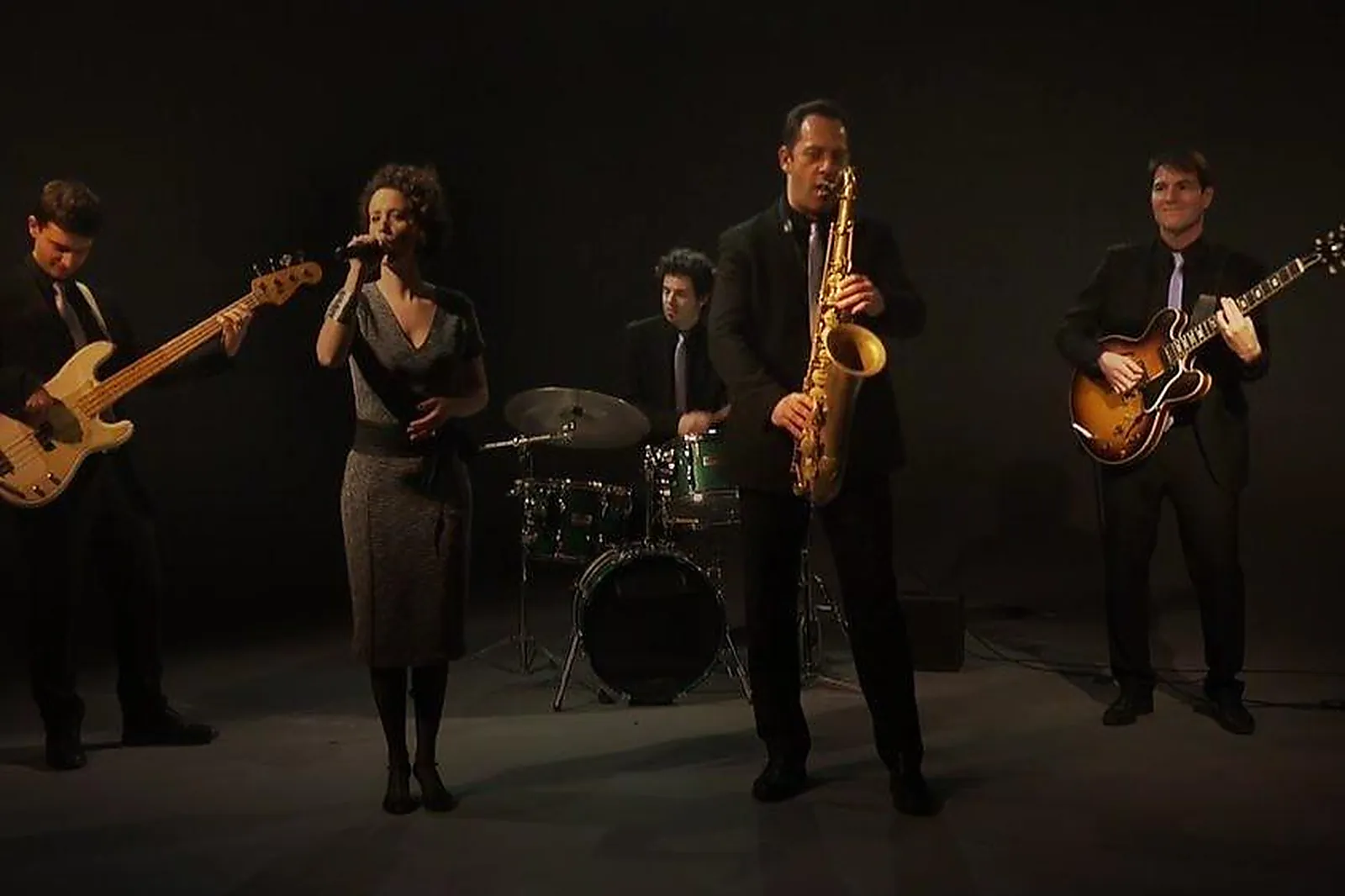 Animations événementielles, SHADES OF BLUE