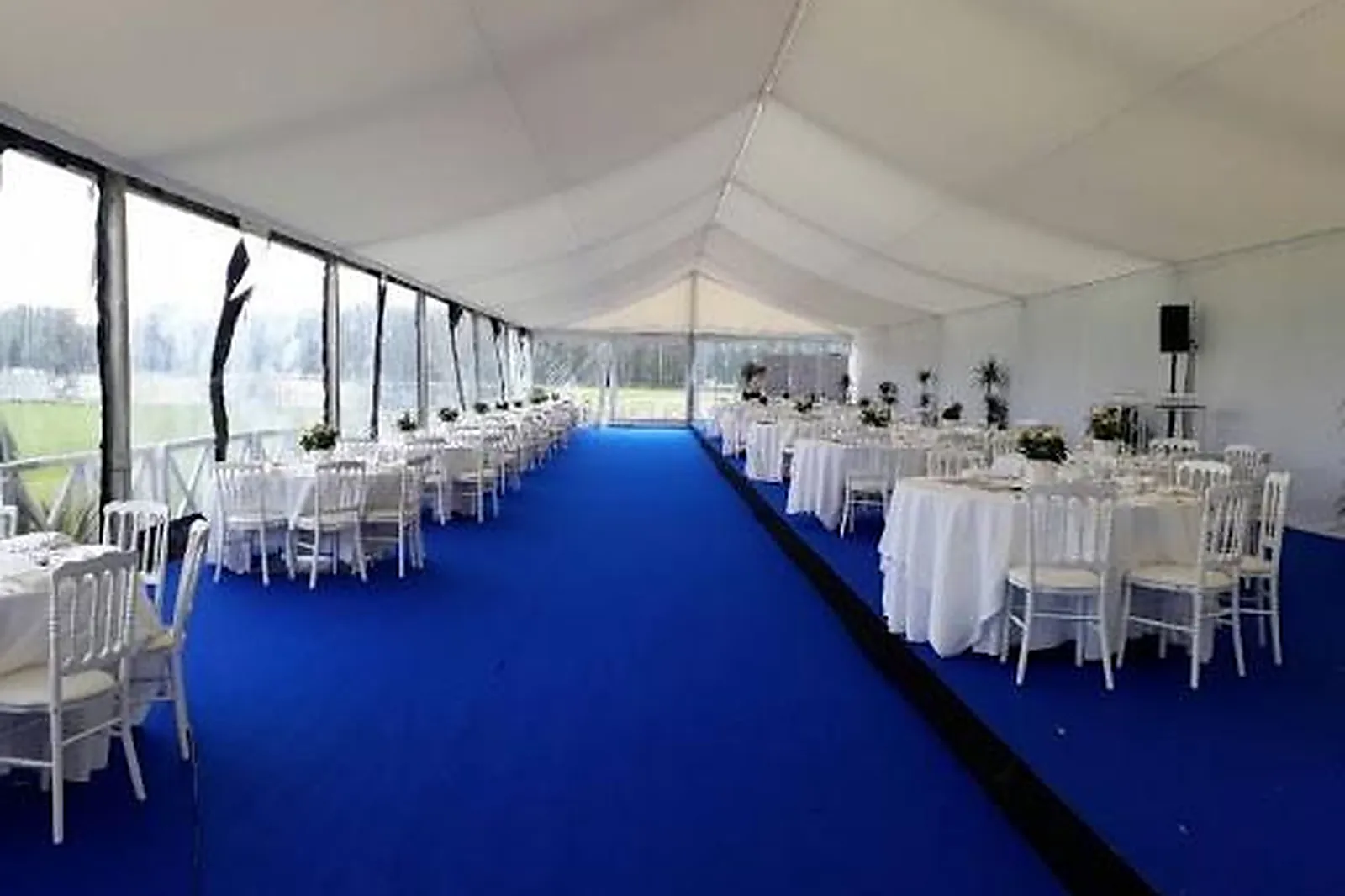 Nord-Pas-de-Calais-Picardie, FOURNITURES POUR EXPOSITIONS - GOUVIEUX (OISE) : MICHEL LOCATIONS