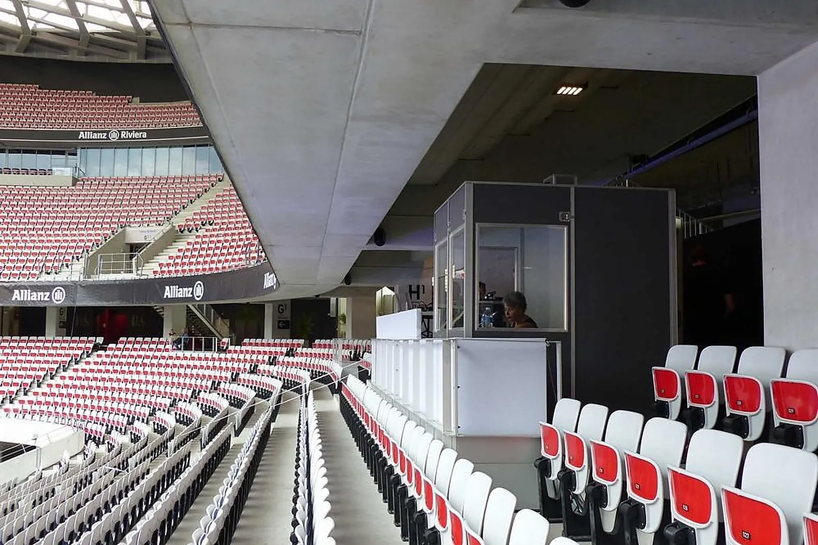 Services événementiels, COMMUNICATION MULTILINGUE ORGANISATION