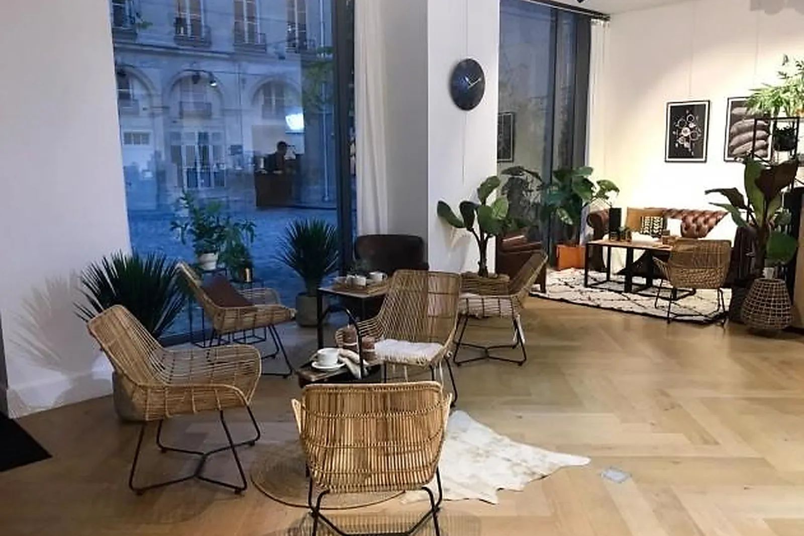 Services événementiels, DECOROOM