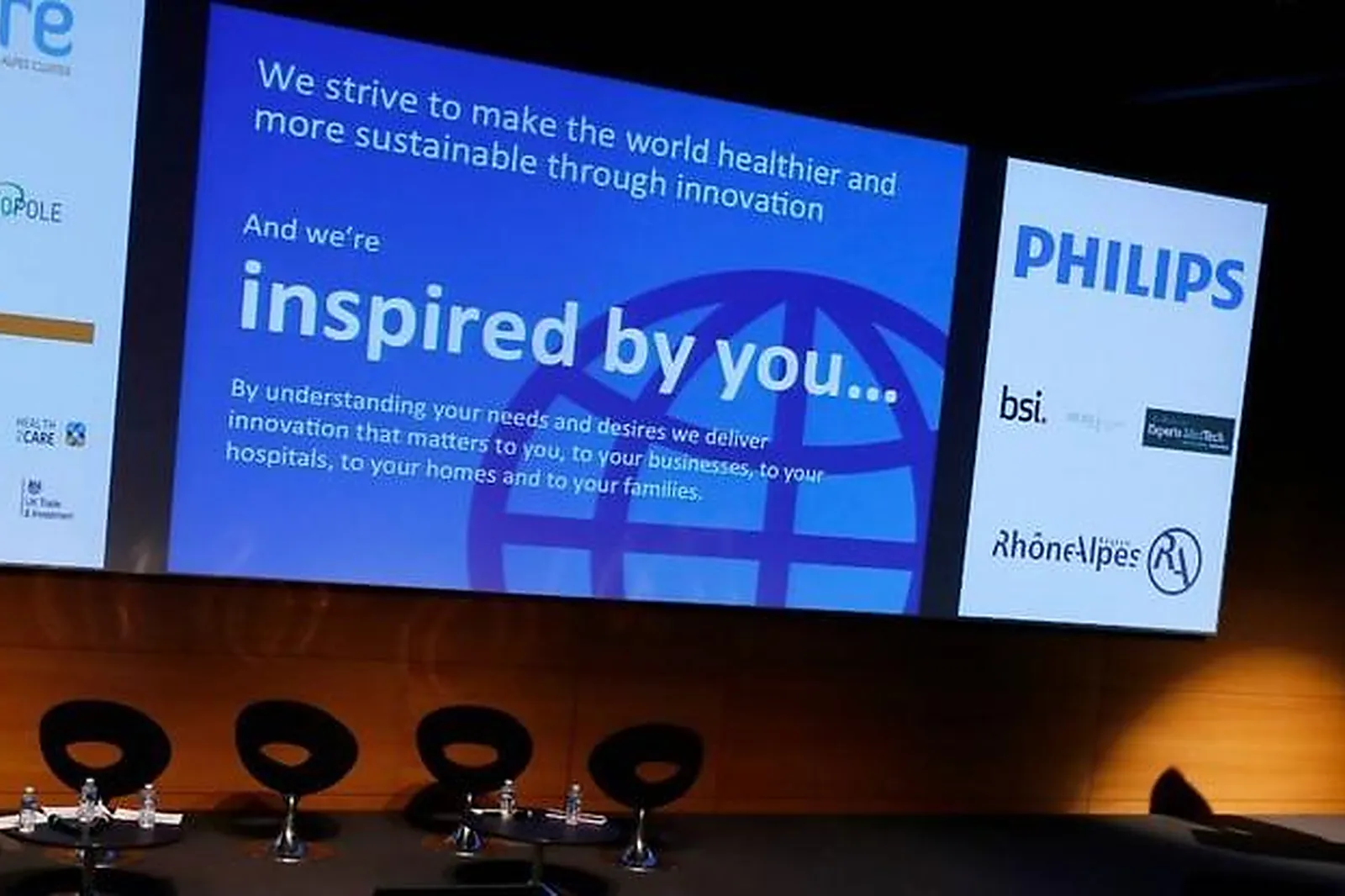 Circuit et matériel de traduction, LOIODICE CONFÉRENCE SYSTÈME