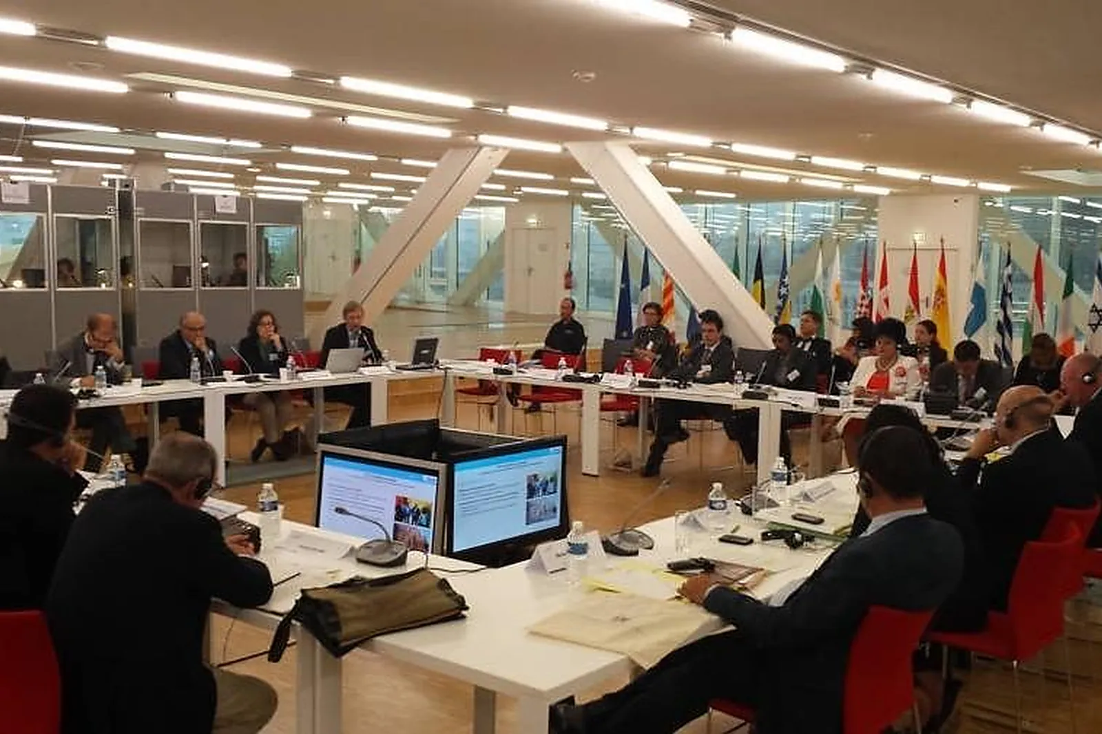 Circuit et matériel de traduction, LOIODICE CONFÉRENCE SYSTÈME