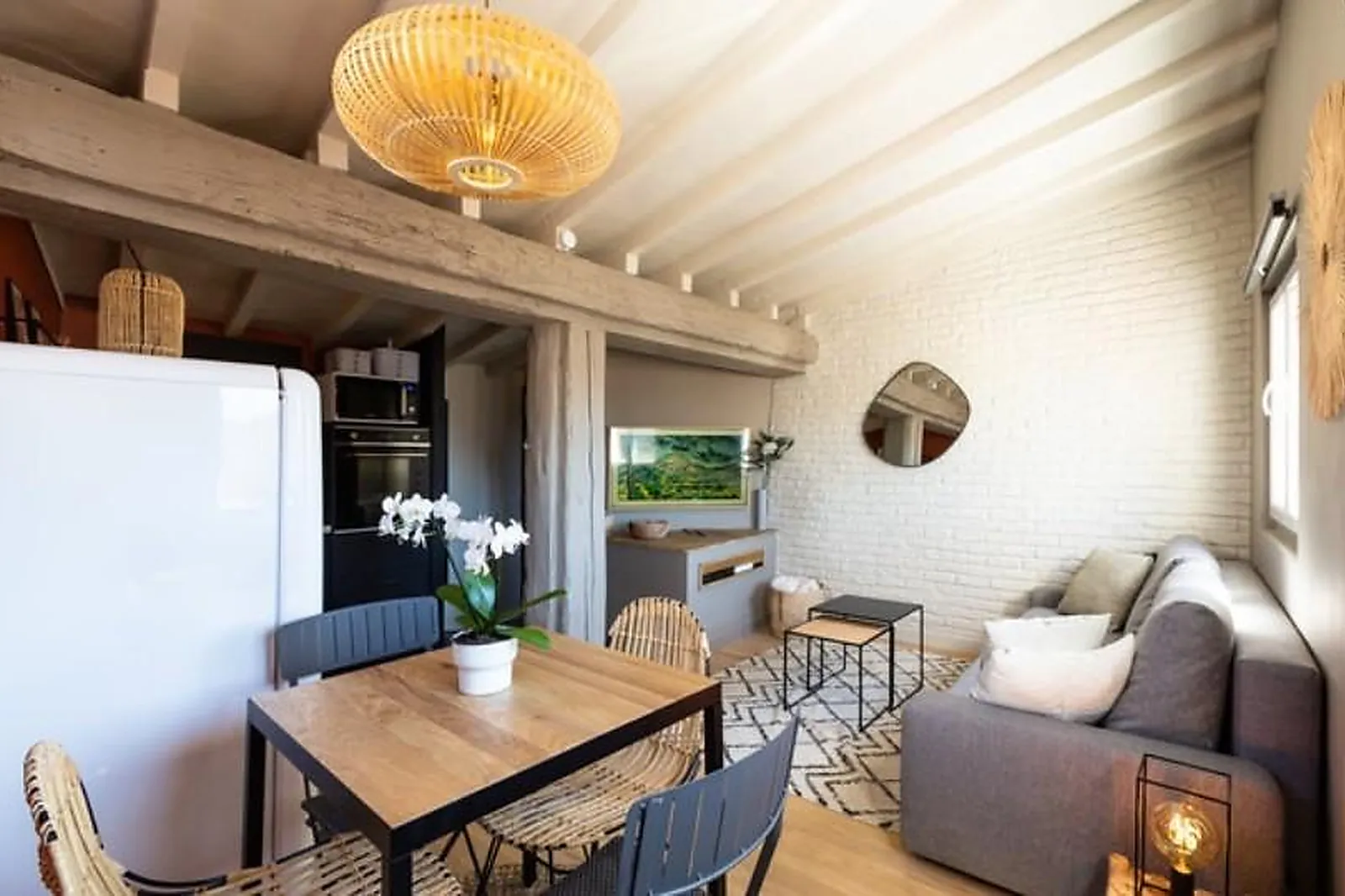 Photographe, PHOTOGRAPHES - CHATEAUNEUF-LES-MARTIGUES (BOUCHES-DU-RHÔNE) : JESSY MURCIA