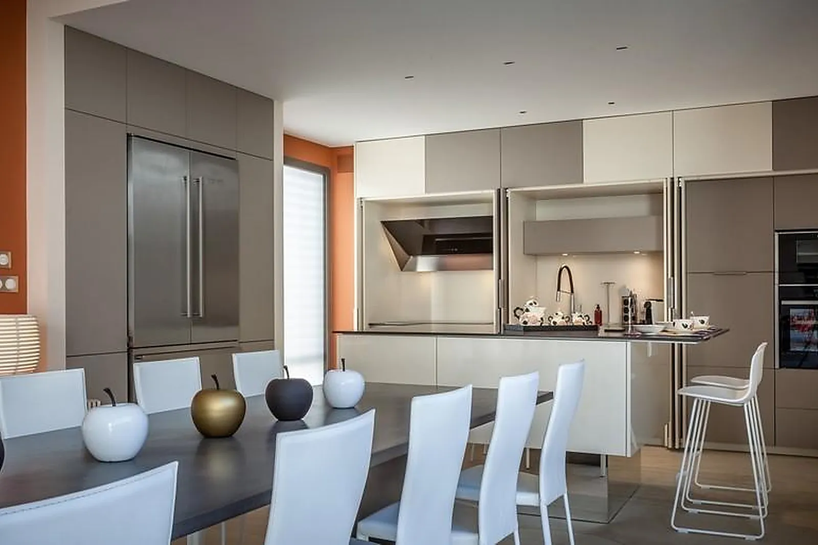 Photographe, PHOTOGRAPHES - DIJON (CÔTE-D'OR) : LA COURTOISIE PHOTOGRAPHIE STUDIO