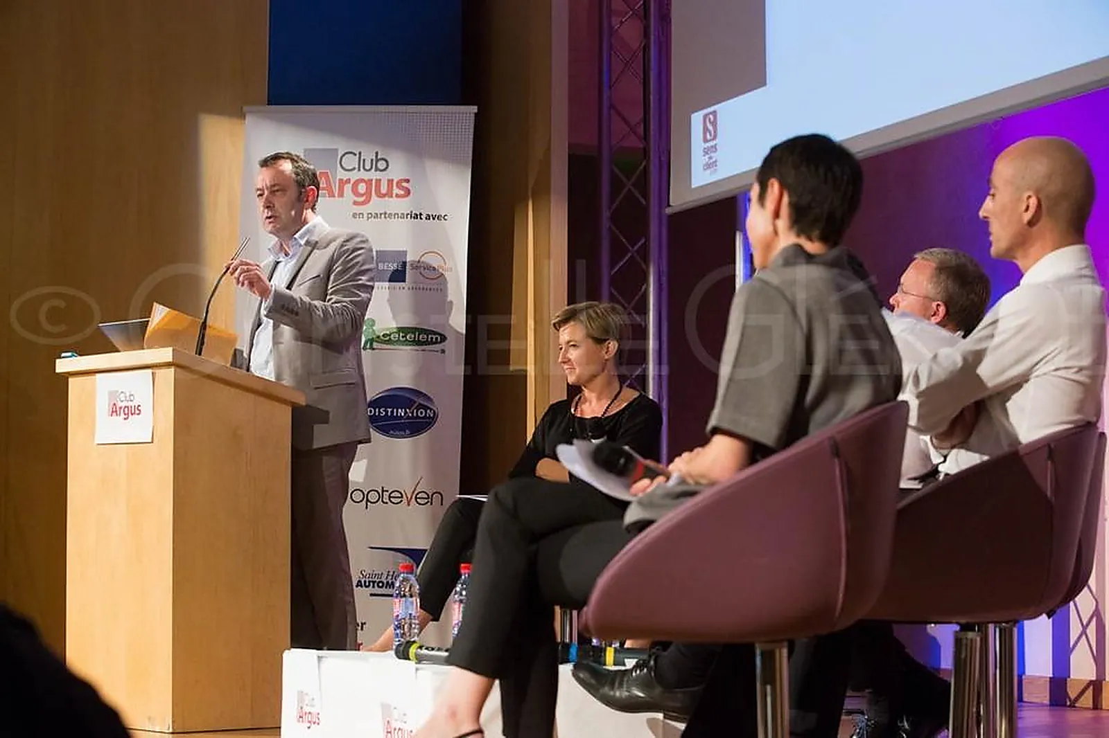 Photographe, PHOTOGRAPHES - JUVIGNY (HAUTE-SAVOIE) : CHRISTELLE GLÉMET