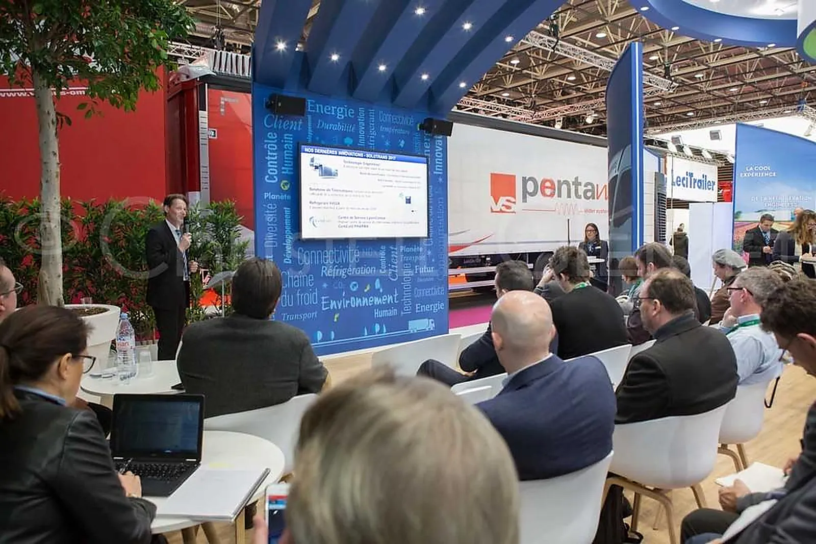 Photographe, PHOTOGRAPHES - JUVIGNY (HAUTE-SAVOIE) : CHRISTELLE GLÉMET