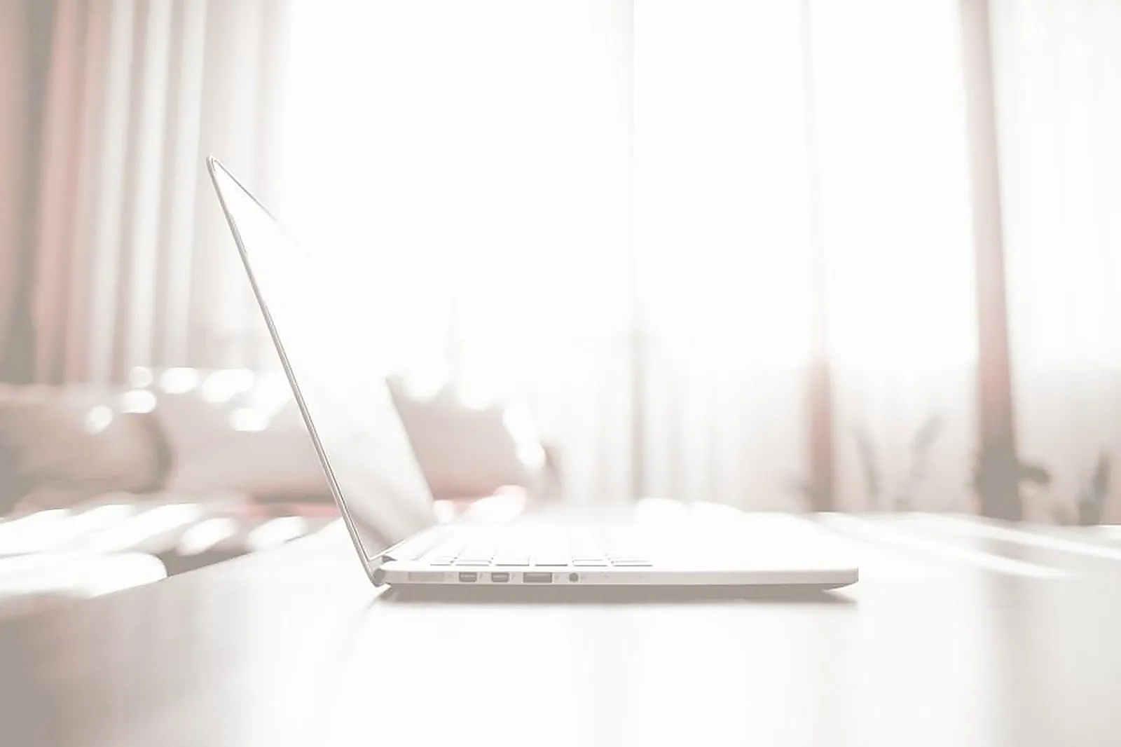 Photographe, PHOTOGRAPHES - RENNES (ILLE-ET-VILAINE) : ROBOT PHOTO