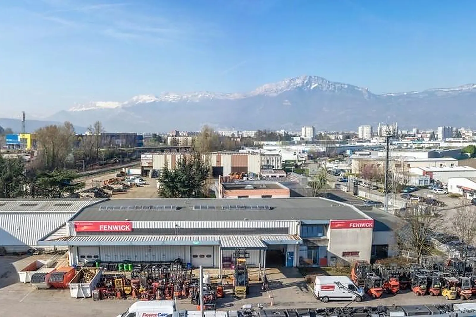 Prestataire Technique Audiovisuel, RÉALISATION AUDIOVISUELLE - JOUE-LES-TOURS (INDRE-ET-LOIRE) : DRONE CONTRAST