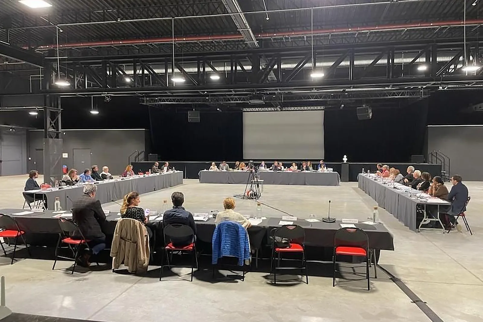 Prestataire Technique Audiovisuel, RÉALISATION AUDIOVISUELLE - PARIS (PARIS) : KLEMO