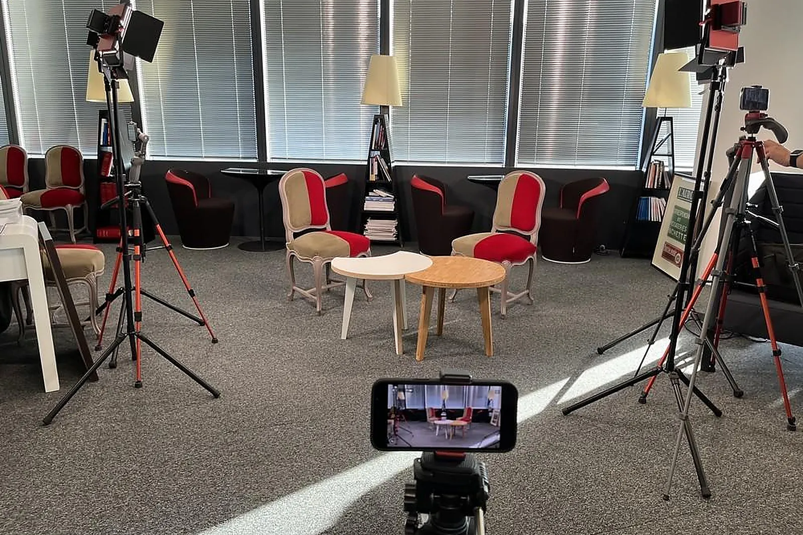 Prestataire Technique Audiovisuel, RÉALISATION AUDIOVISUELLE - PARIS (PARIS) : LES REGIES MOBILES