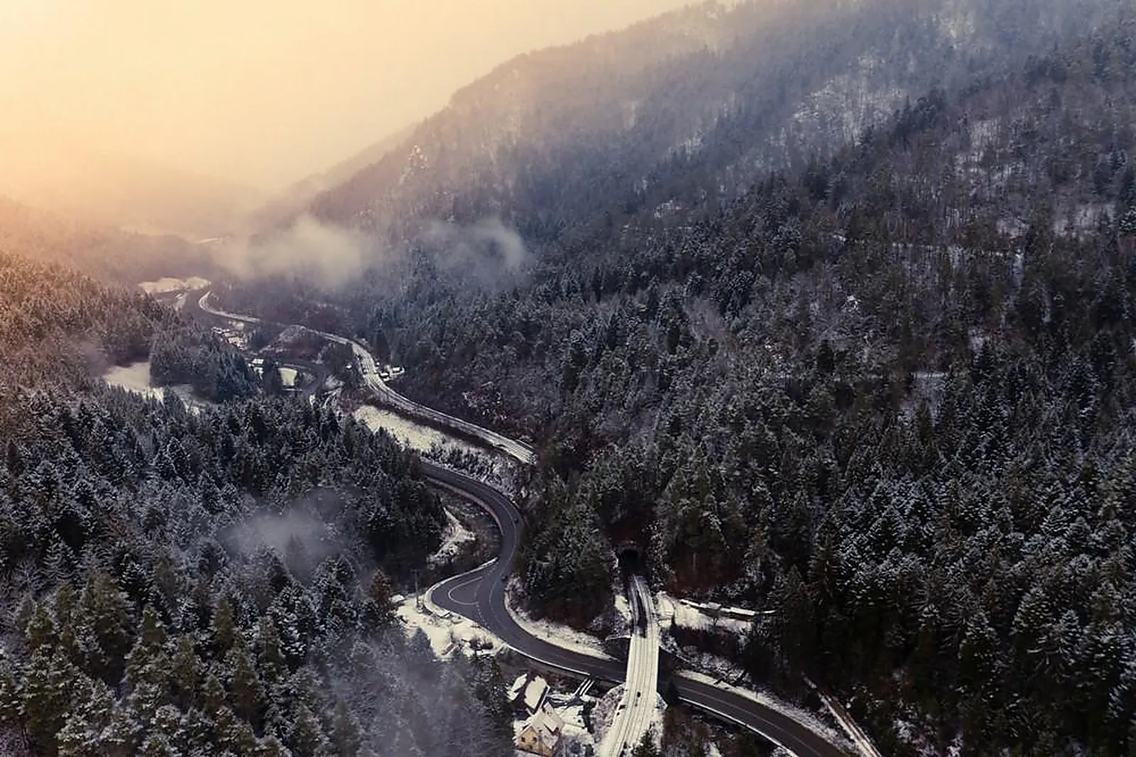 Prestataire Technique Audiovisuel, RÉALISATION AUDIOVISUELLE - PARIS (PARIS) : MVOPRODUCTION