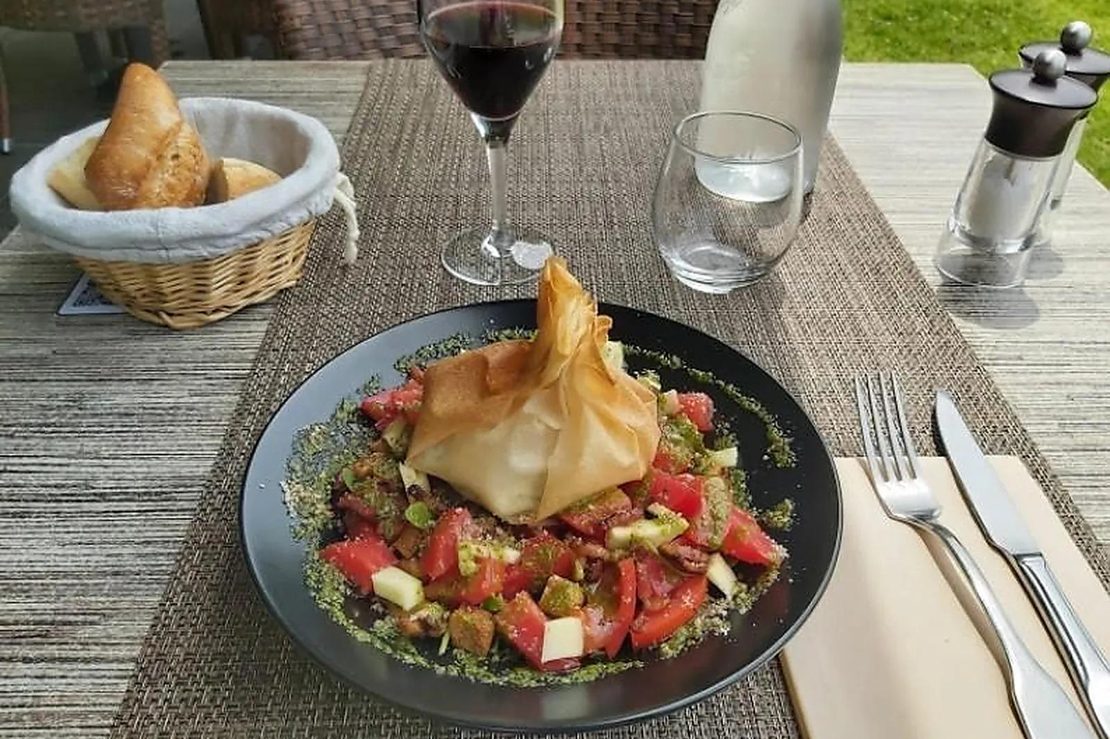 Cafés et Restaurants, RESTAURANTS - AFA (CORSE 2A-2B) : RESTAURANT A VIGNA