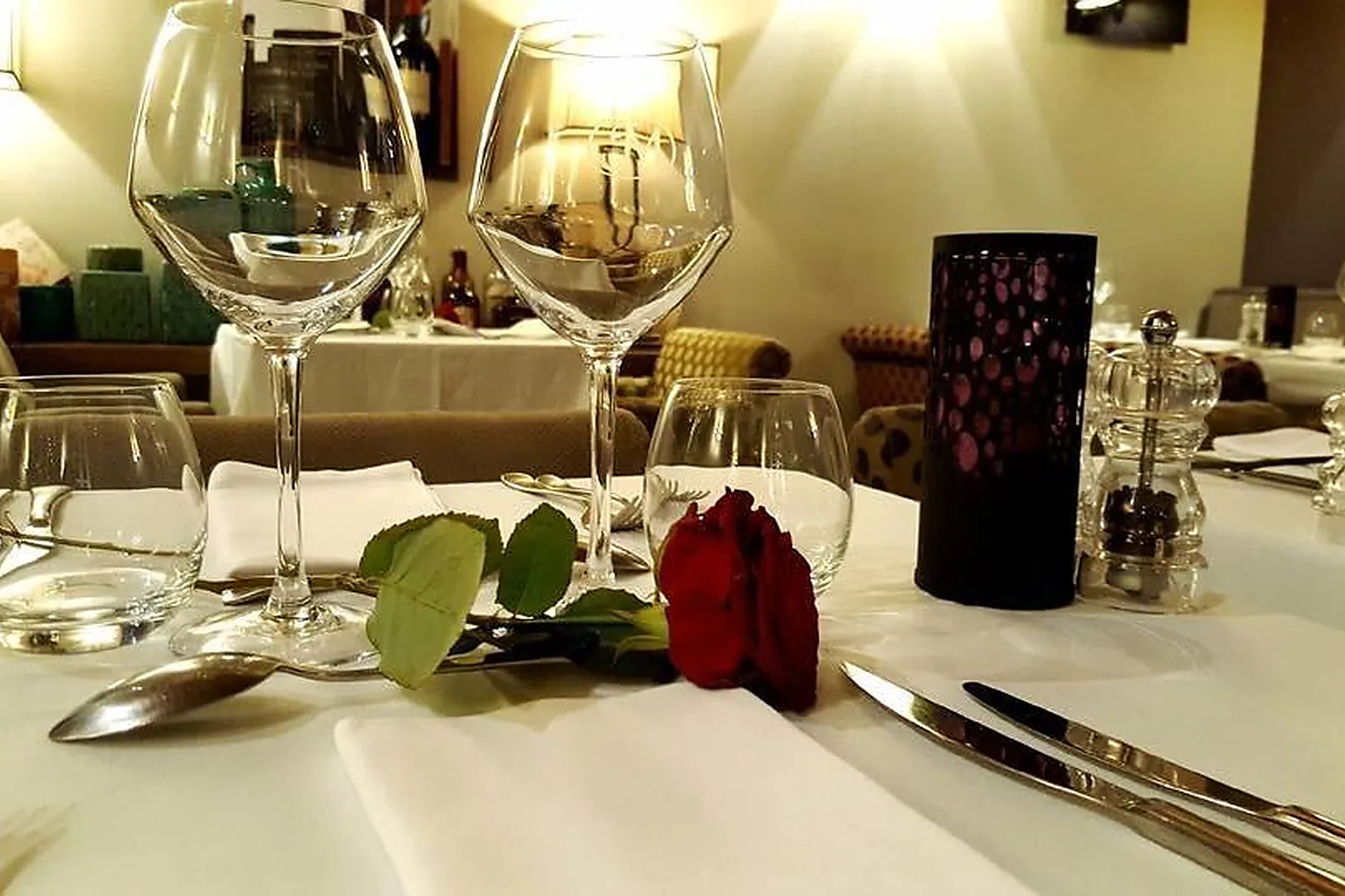 Cafés et Restaurants, RESTAURANTS - AIX-EN-PROVENCE (BOUCHES-DU-RHÔNE) : JARDIN MAZARIN