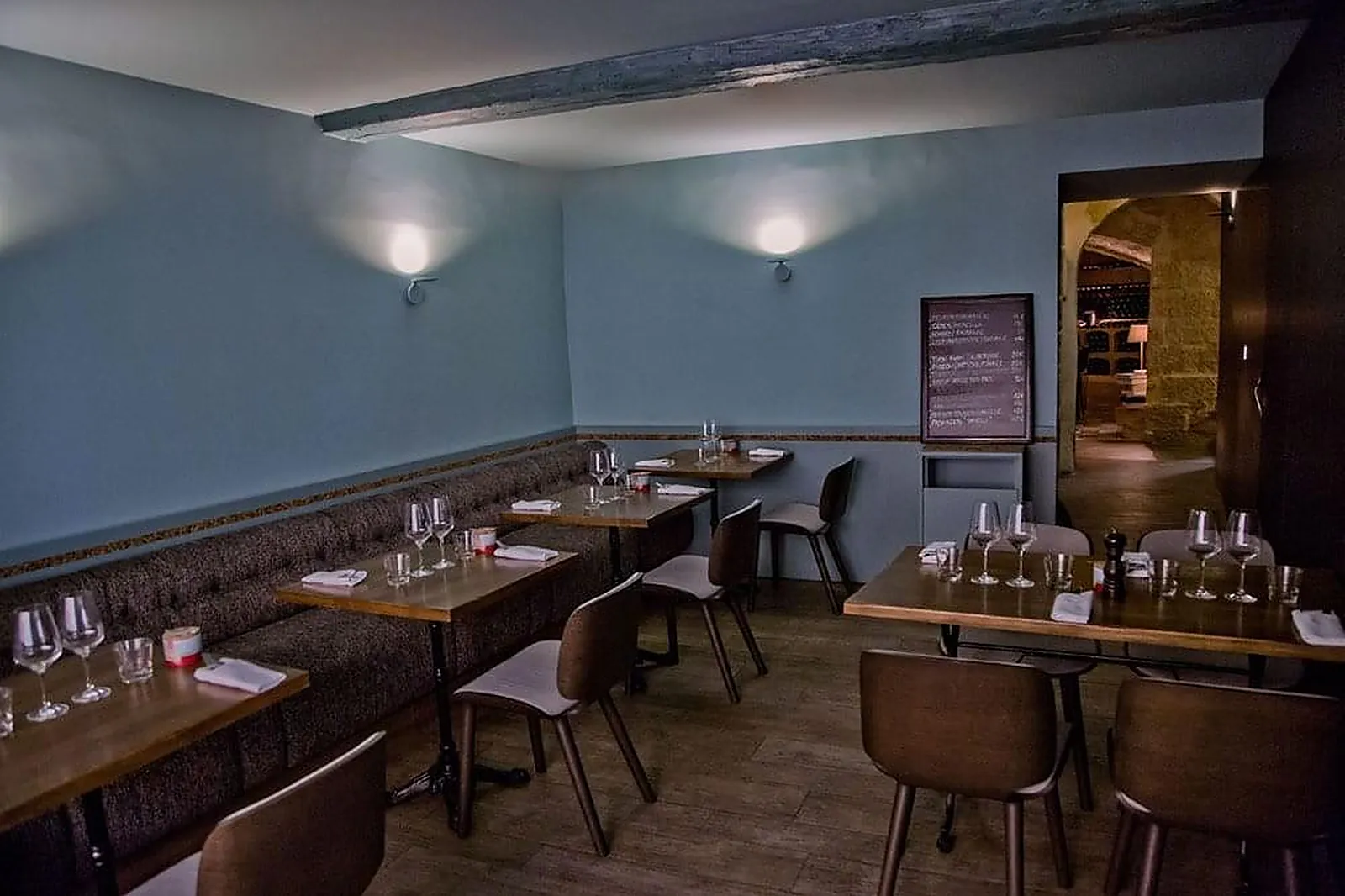 Cafés et Restaurants, RESTAURANTS - AIX-EN-PROVENCE (BOUCHES-DU-RHÔNE) : VINTREPIDE