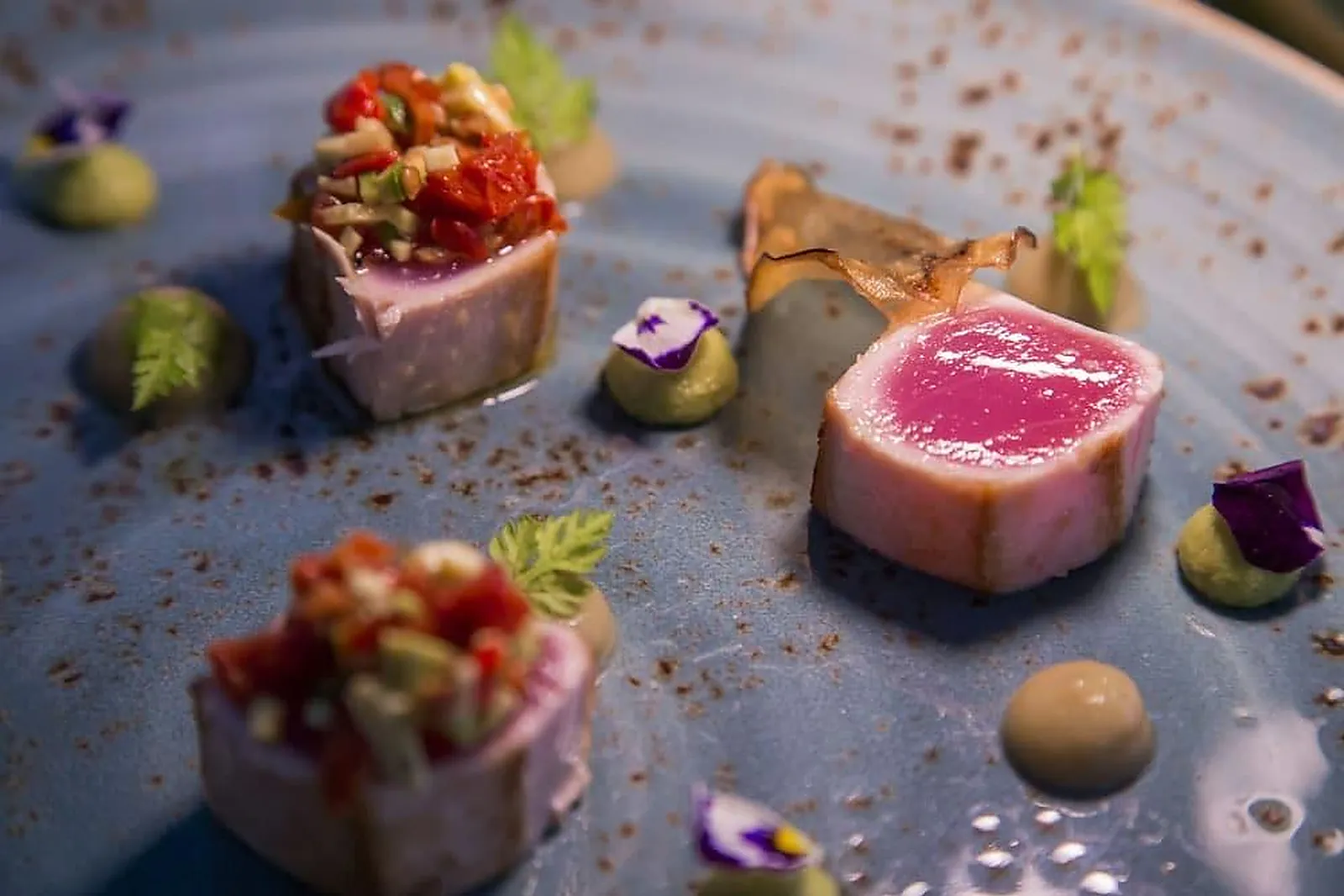 Cafés et Restaurants, RESTAURANTS - AIX-EN-PROVENCE (BOUCHES-DU-RHÔNE) : VINTREPIDE