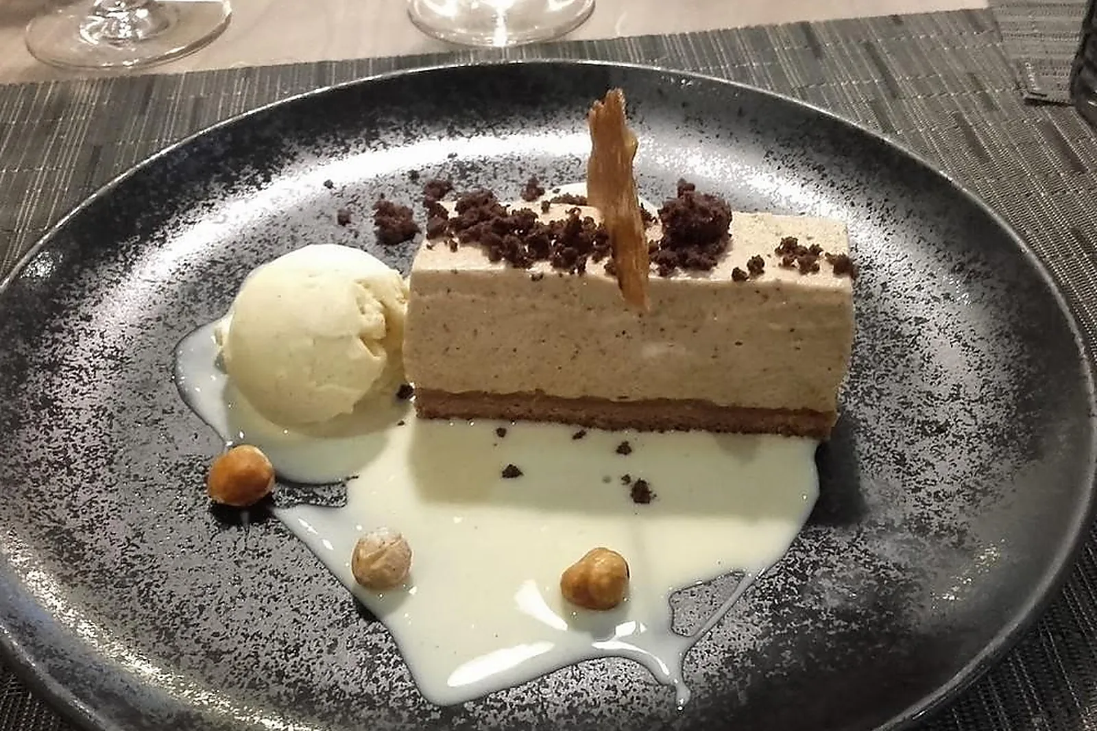 Cafés et Restaurants, RESTAURANTS - AMNEVILLE (MOSELLE) : RESTAURANT LA FORÊT