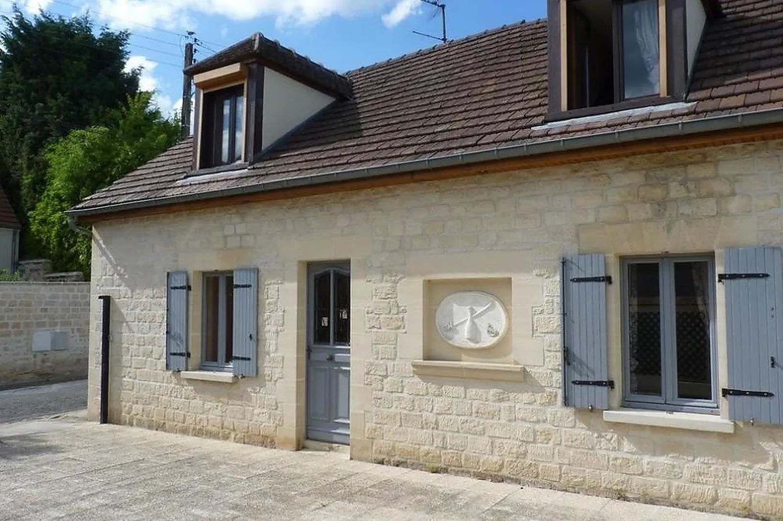 Cafés et Restaurants, RESTAURANTS - APREMONT (OISE) : LA GRANGE AUX LOUPS