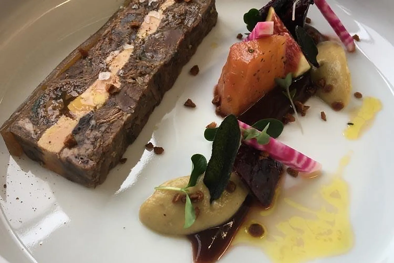 Cafés et Restaurants, RESTAURANTS - ARBOIS (JURA) : LE BISTRONÔME