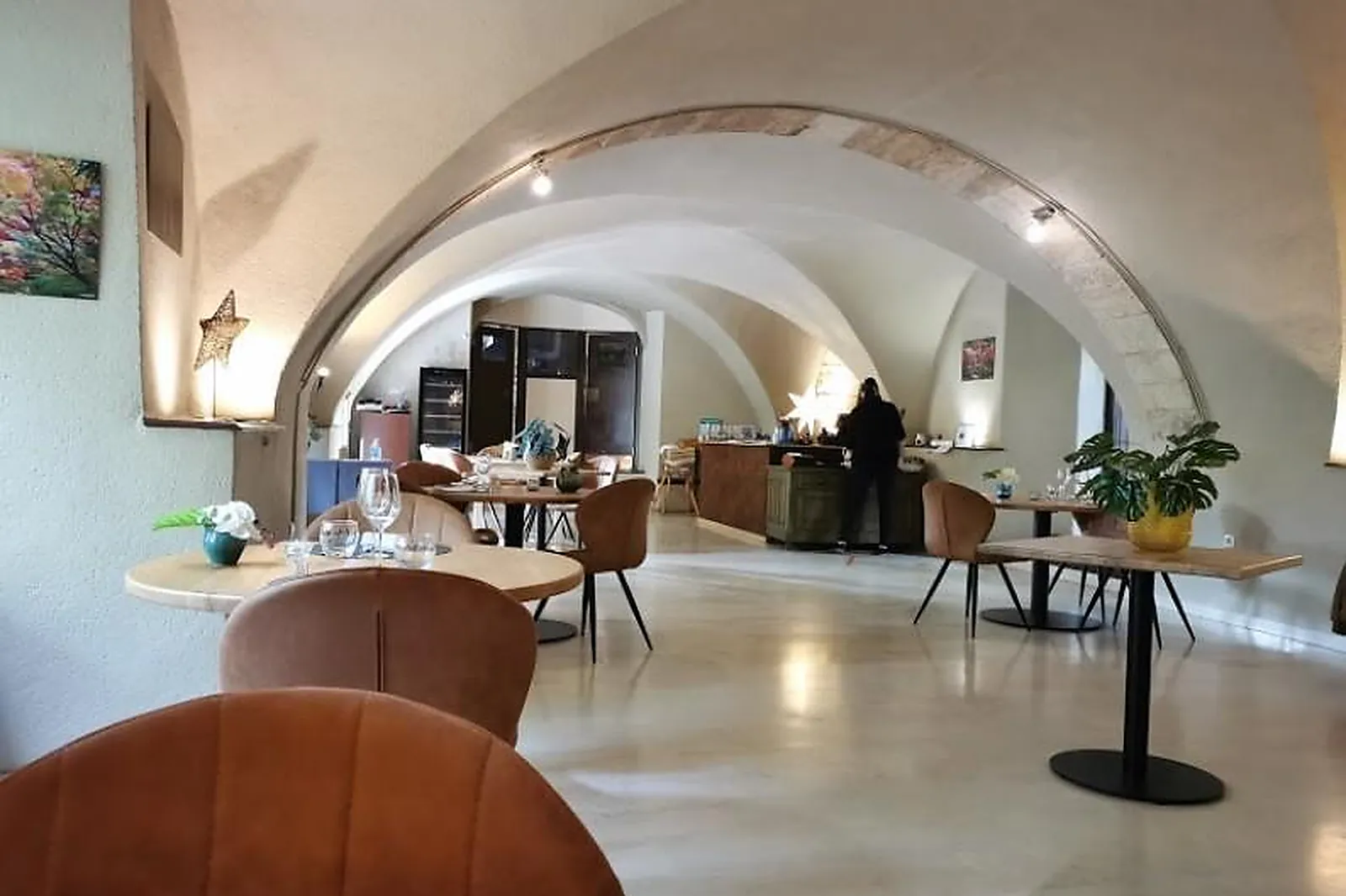 Cafés et Restaurants, RESTAURANTS - AUBENAS (ARDÈCHE) : LES COLOQUINTES