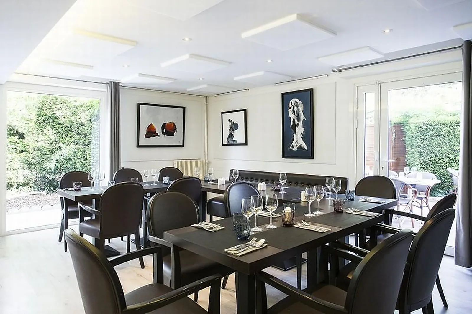 Cafés et Restaurants, RESTAURANTS - AUZEVILLE TOLOSANE (HAUTE-GARONNE) : LA TABLE DL&RSQUO;AUZEVILLE