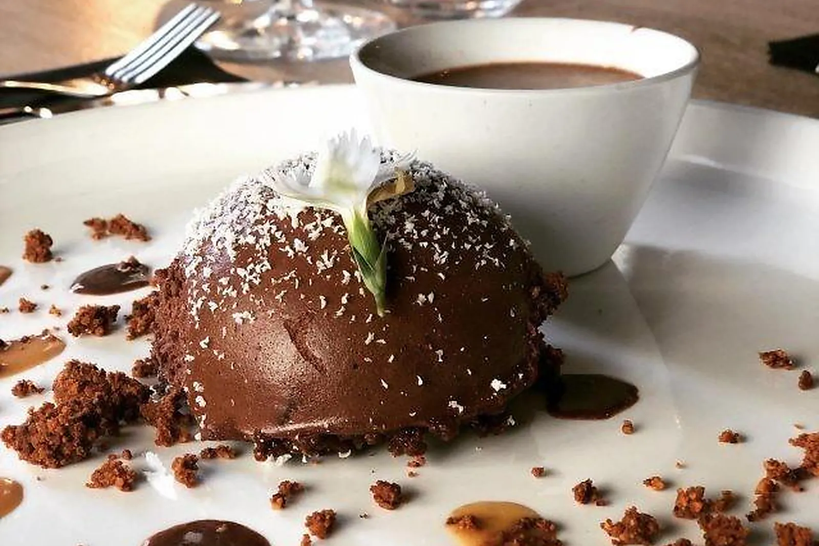 Cafés et Restaurants, RESTAURANTS - AVIGNON (VAUCLUSE) : ARLEQUIN