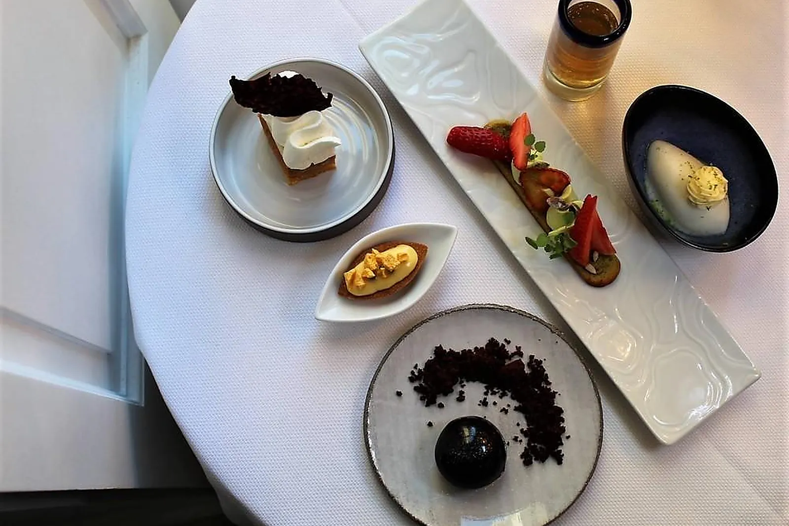 Cafés et Restaurants, RESTAURANTS - AVIGNON (VAUCLUSE) : RESTAURANT SEVIN