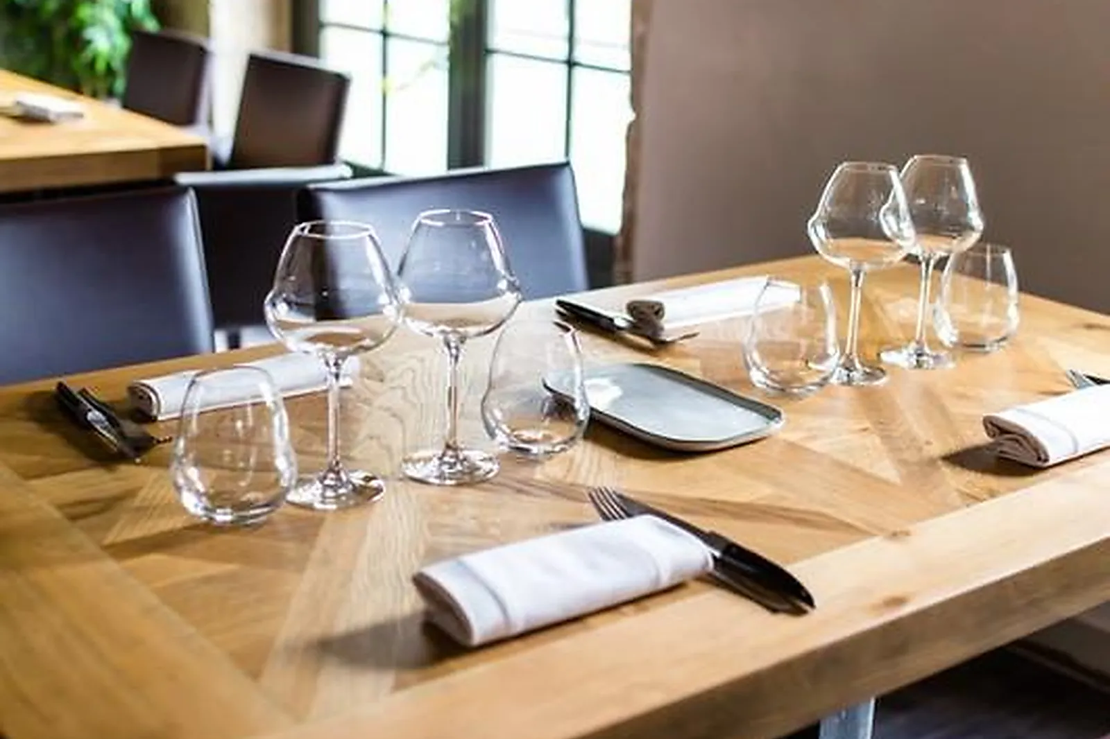 Cafés et Restaurants, RESTAURANTS - BAYEUX (CALVADOS) : LL&RSQUO;ANGLE SAINT LAURENT