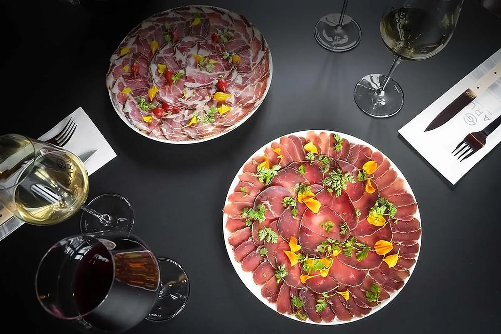 Cafés et Restaurants, RESTAURANTS - BEAUNE (CÔTE-DL&RSQUO;OR) : GARUM TABLE VIVANTE