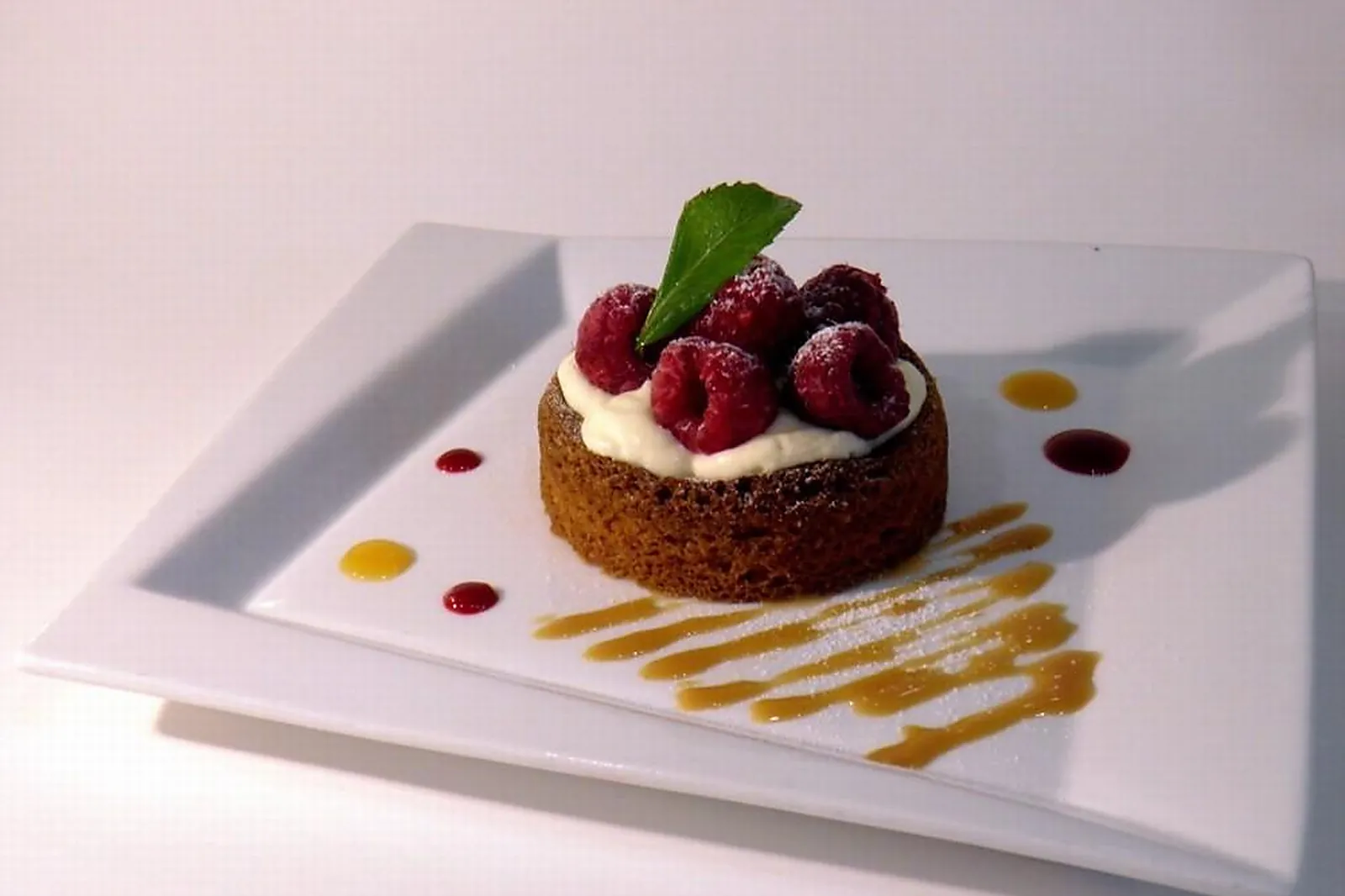 Cafés et Restaurants, RESTAURANTS - BESANCON (DOUBS) : LA TABLE DE CYRILLE