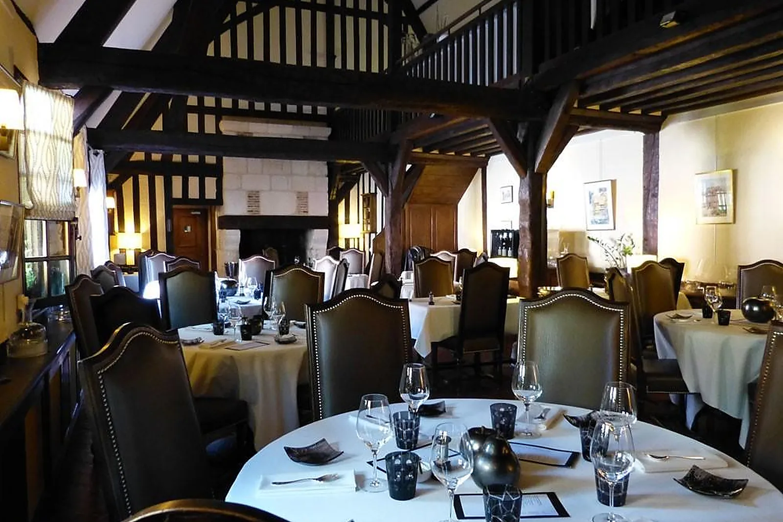 Cafés et Restaurants, RESTAURANTS - BEUVRON-EN-AUGE (CALVADOS) : PAVÉ DL&RSQUO;AUGE