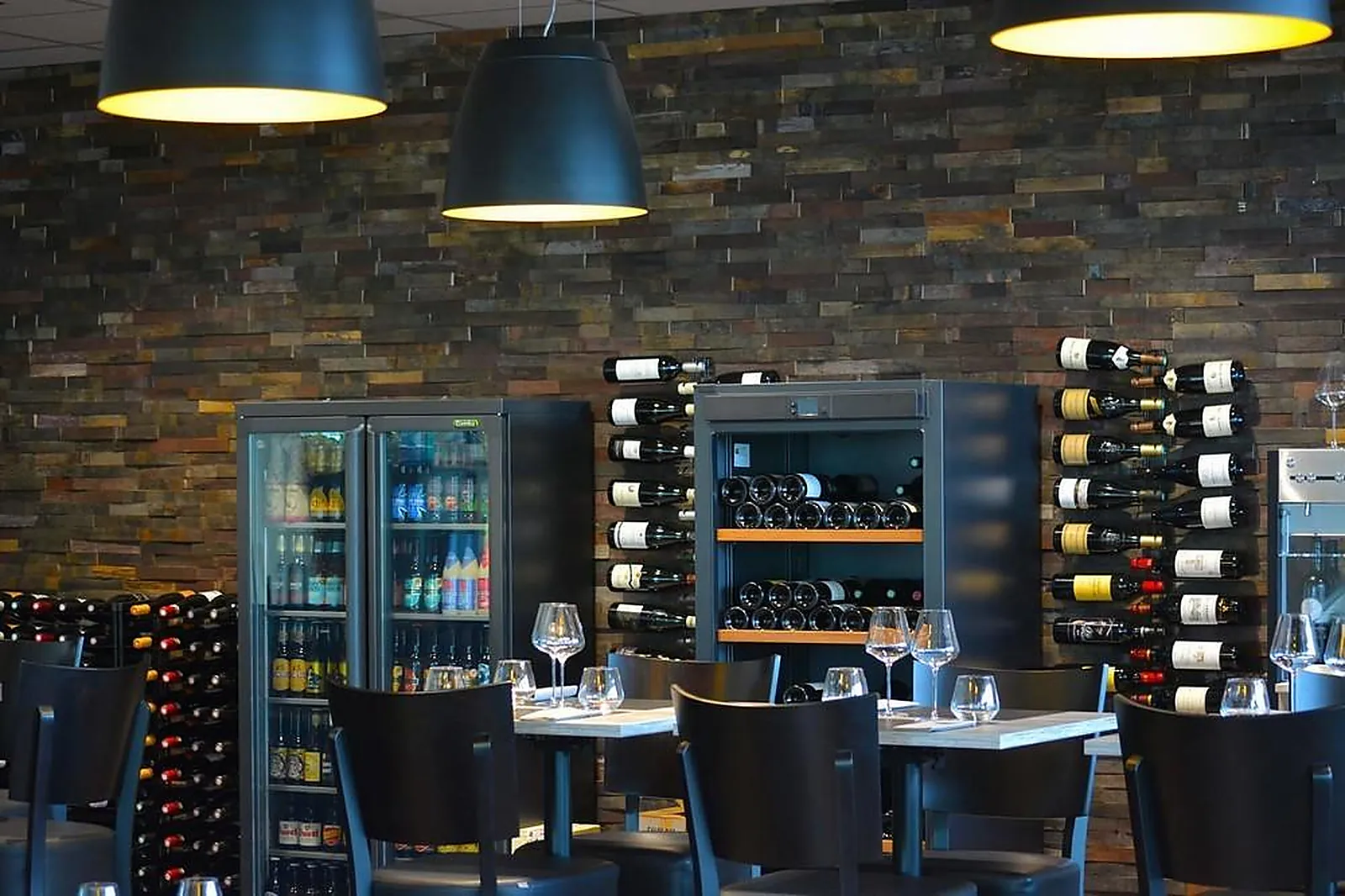 Cafés et Restaurants, RESTAURANTS - BEZANNES (MARNE) : CHEZ FRED RESTAURANT