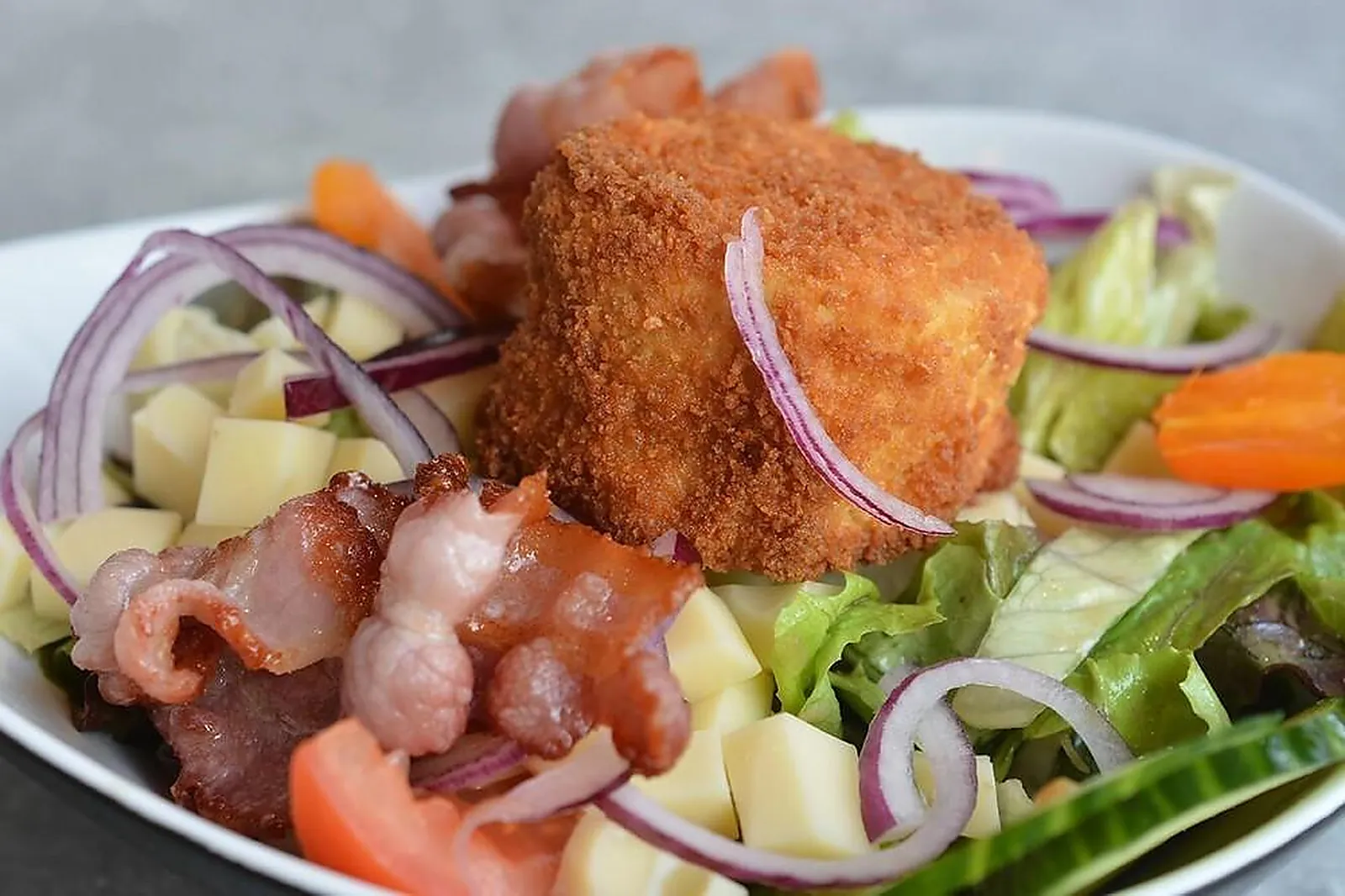 Cafés et Restaurants, RESTAURANTS - BEZANNES (MARNE) : CHEZ FRED RESTAURANT