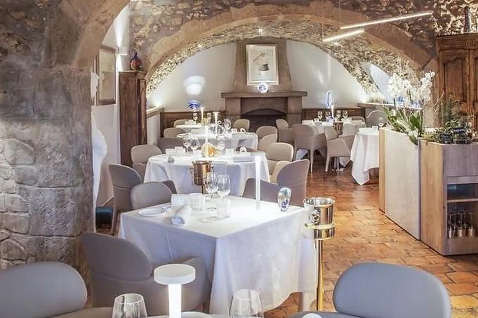 Cafés et Restaurants, RESTAURANTS - BIOT (ALPES-MARITIMES) : LES TERRAILLERS