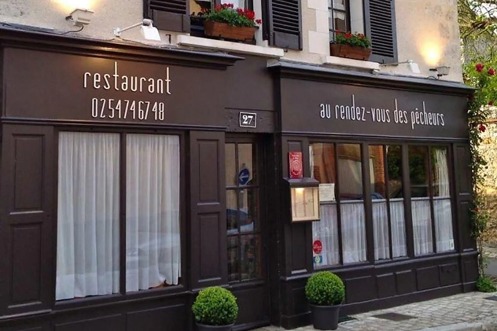 Cafés et Restaurants, RESTAURANTS - BLOIS (LOIR-ET-CHER) : RENDEZ-VOUS DES PÊCHEURS