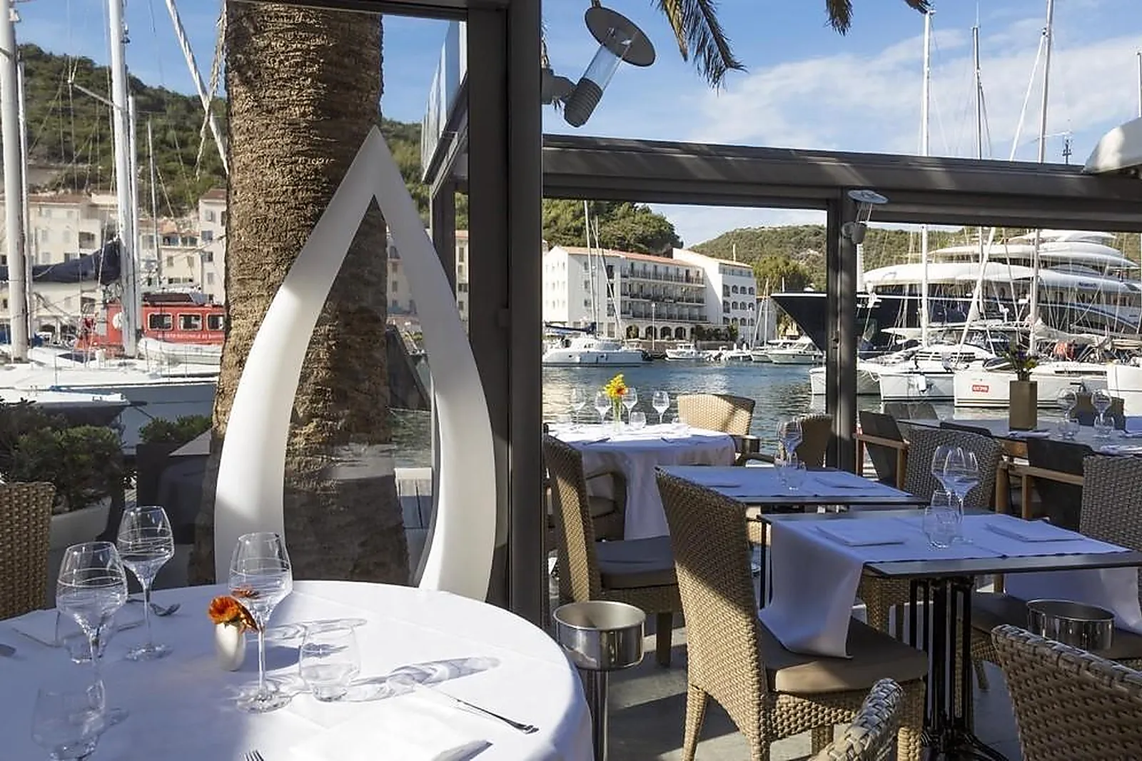 Cafés et Restaurants, RESTAURANTS - BONIFACIO (CORSE 2A-2B) : LE VOILIER