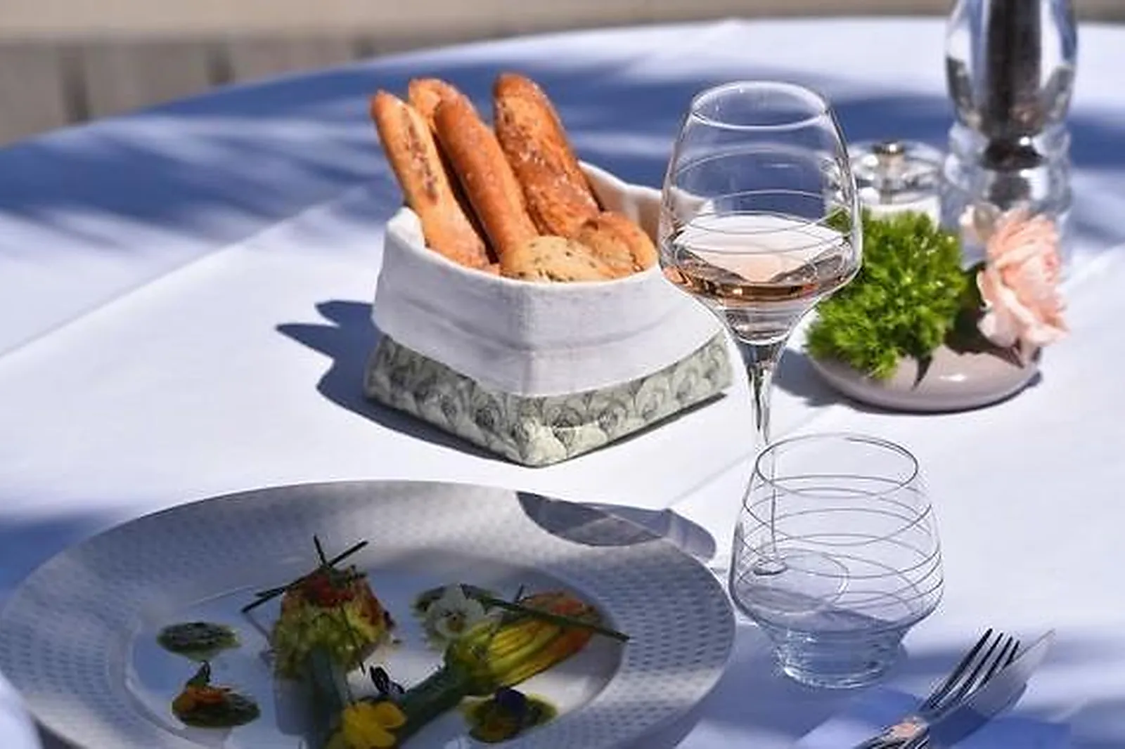 Cafés et Restaurants, RESTAURANTS - BONIFACIO (CORSE 2A-2B) : LE VOILIER