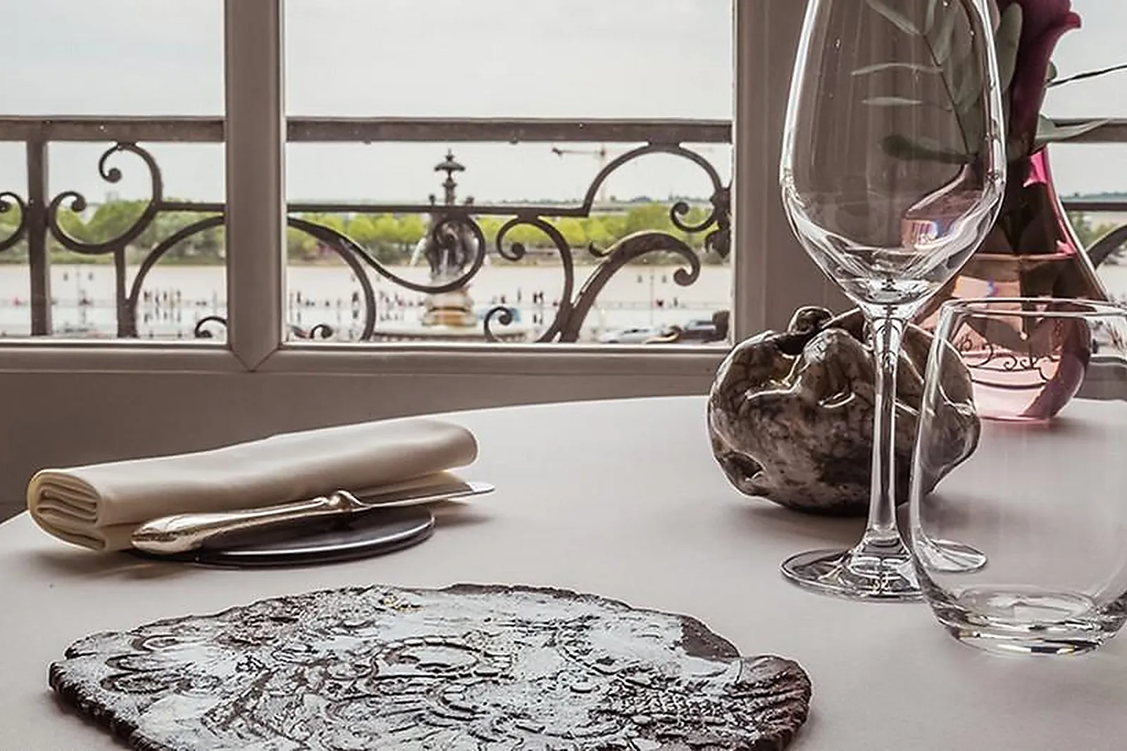 Cafés et Restaurants, RESTAURANTS - BORDEAUX (GIRONDE) : LE GABRIEL