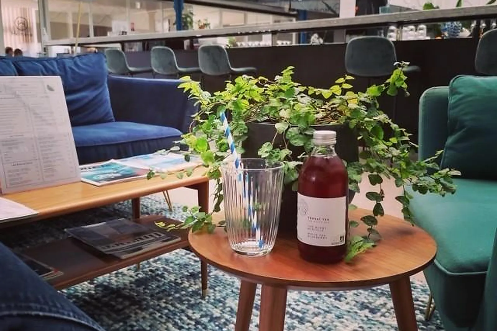 Cafés et Restaurants, RESTAURANTS - BORDEAUX (GIRONDE) : RESTAURANT METS MOTS