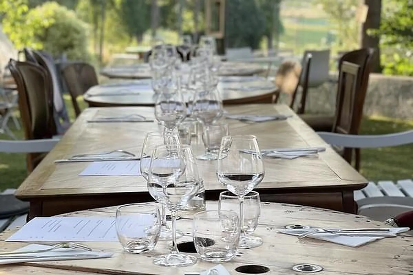 Cafés et Restaurants, RESTAURANTS - BOUC-BEL-AIR (BOUCHES-DU-RHÔNE) : LE 19